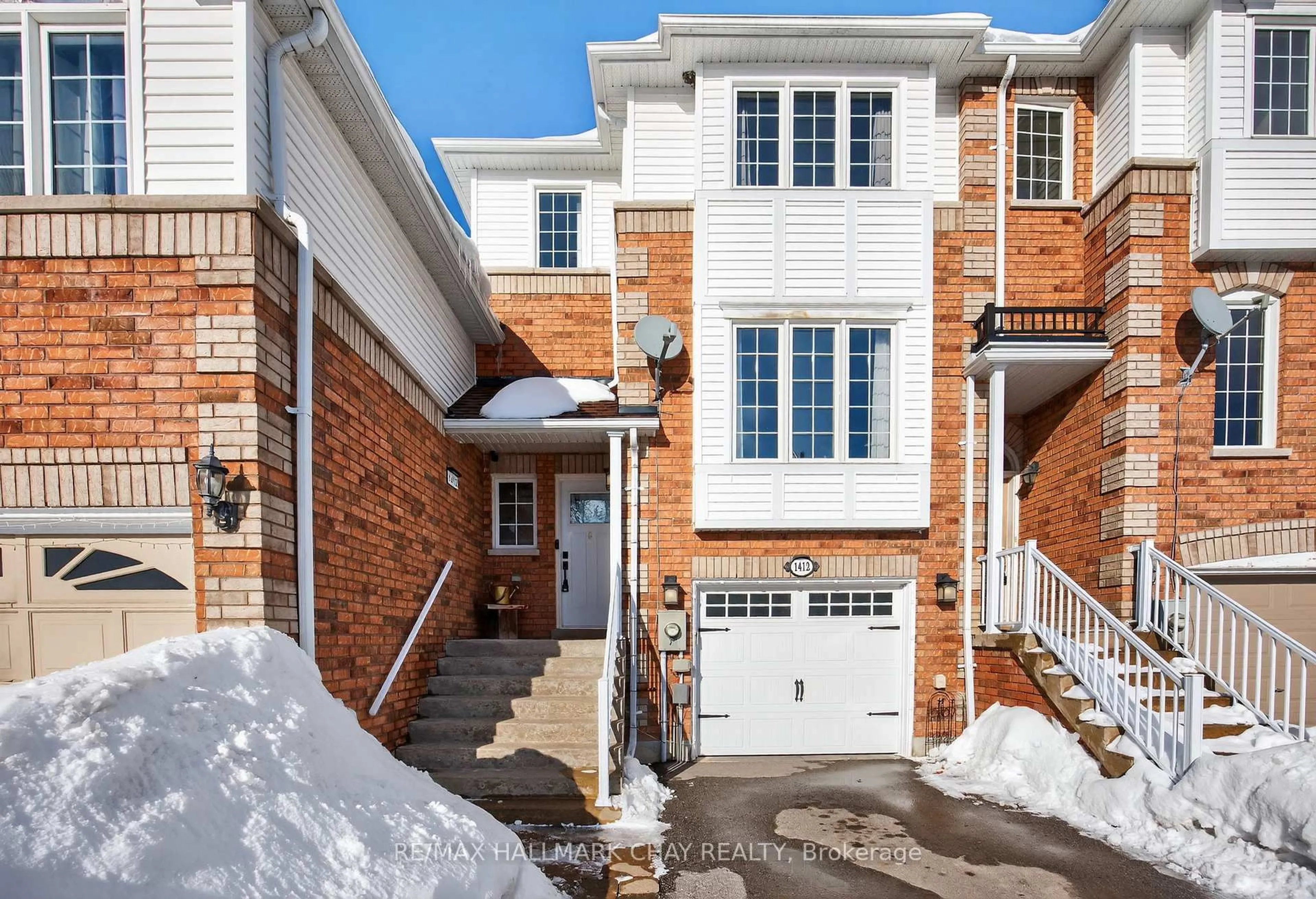 Home with brick exterior material, street for 1412 Forest St, Innisfil Ontario L9S 4Y4