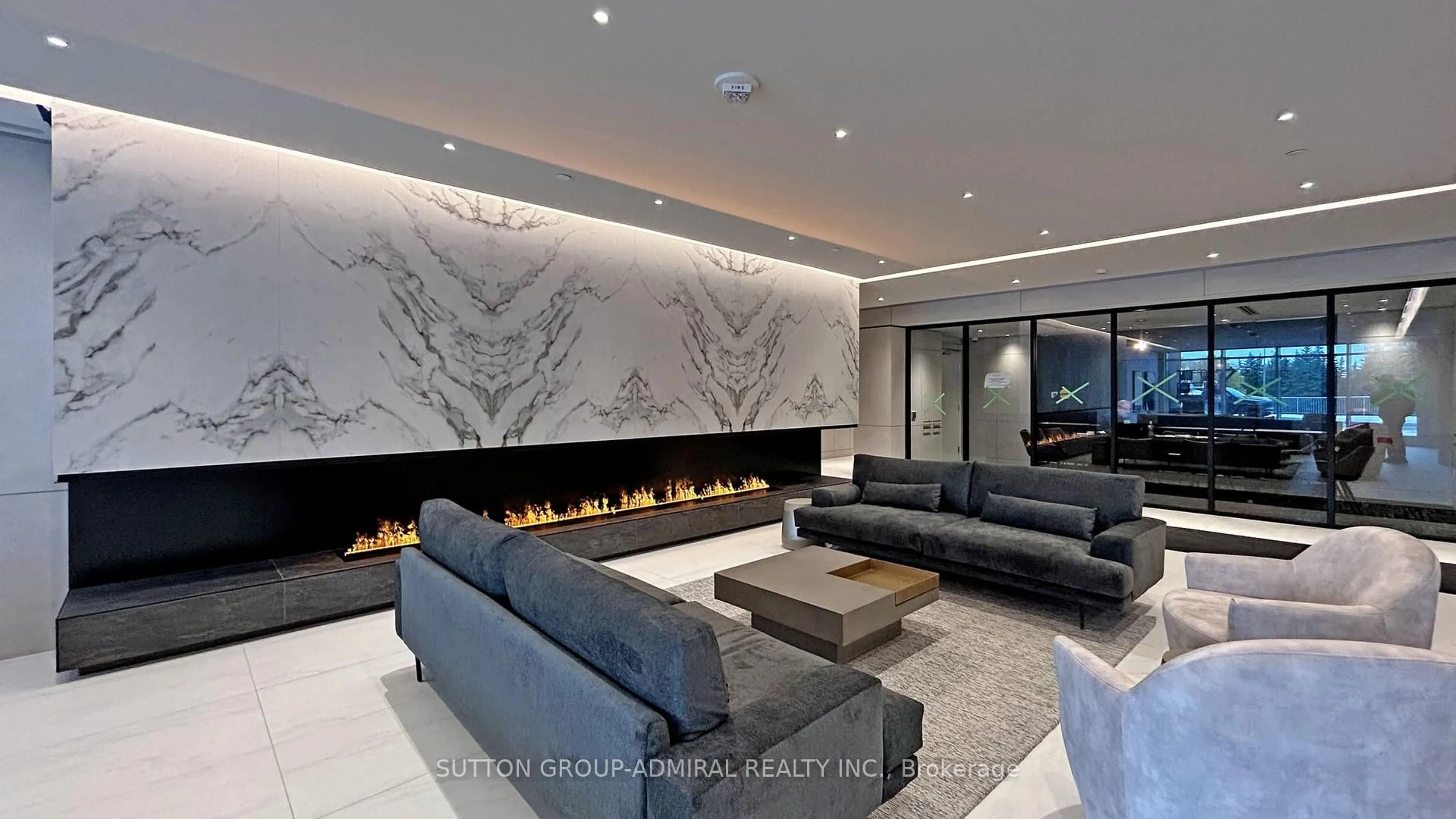 Unknown for 50 Upper Mall Way #B-325, Vaughan Ontario L4J 4P8