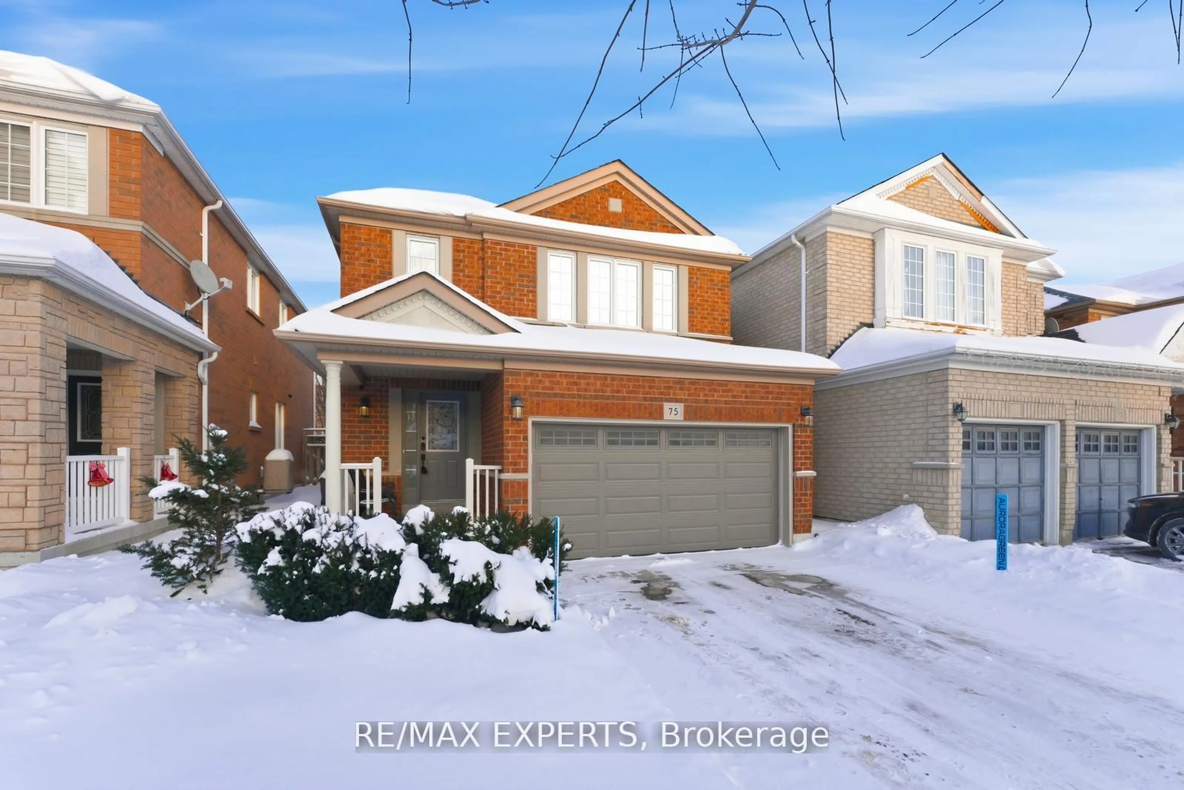 Home with brick exterior material, street for 75 Delattaye Ave, Aurora Ontario L4G 7T8