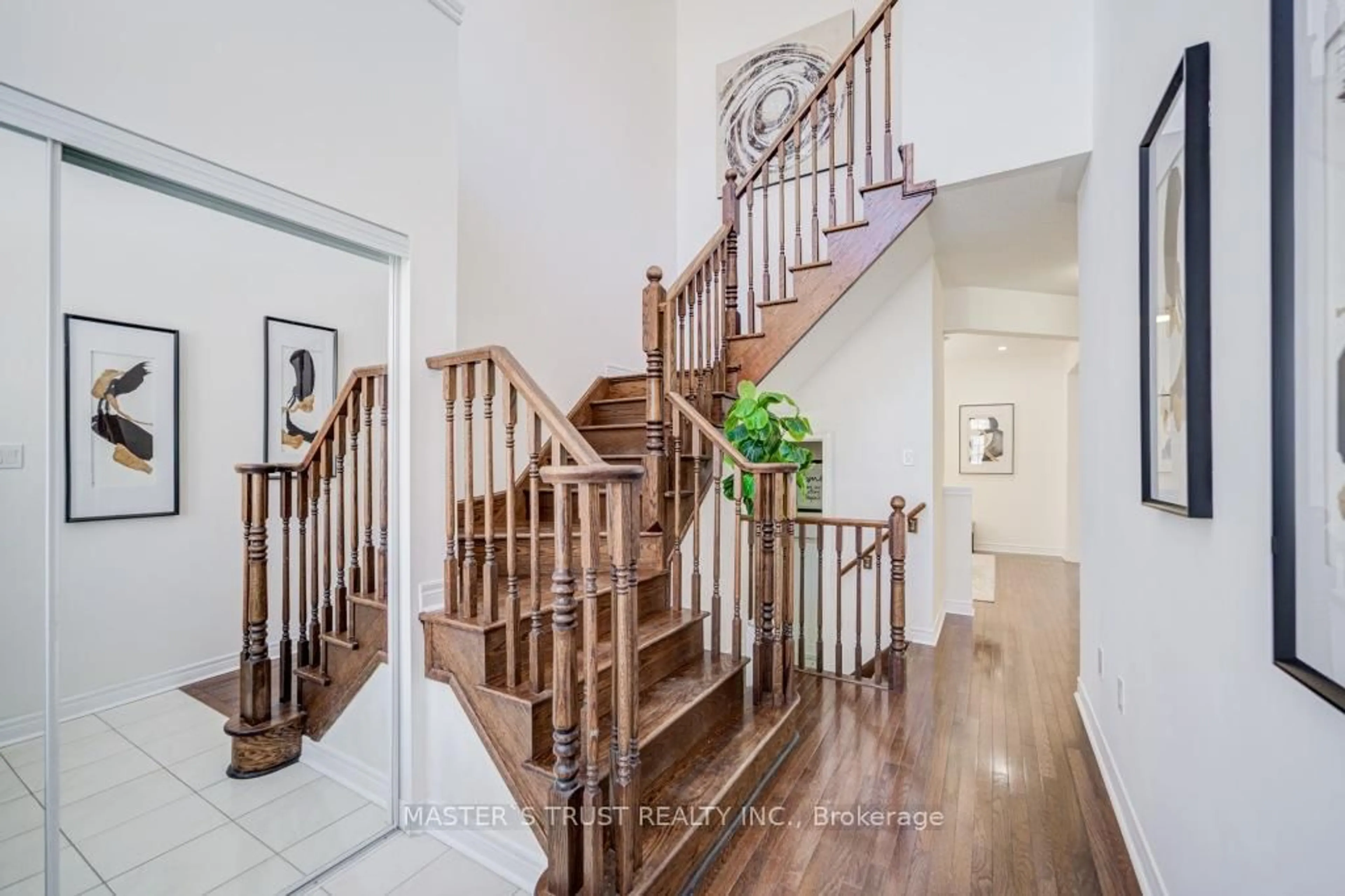 Unknown for 56 Herefordshire Cres, East Gwillimbury Ontario L9N 0B7