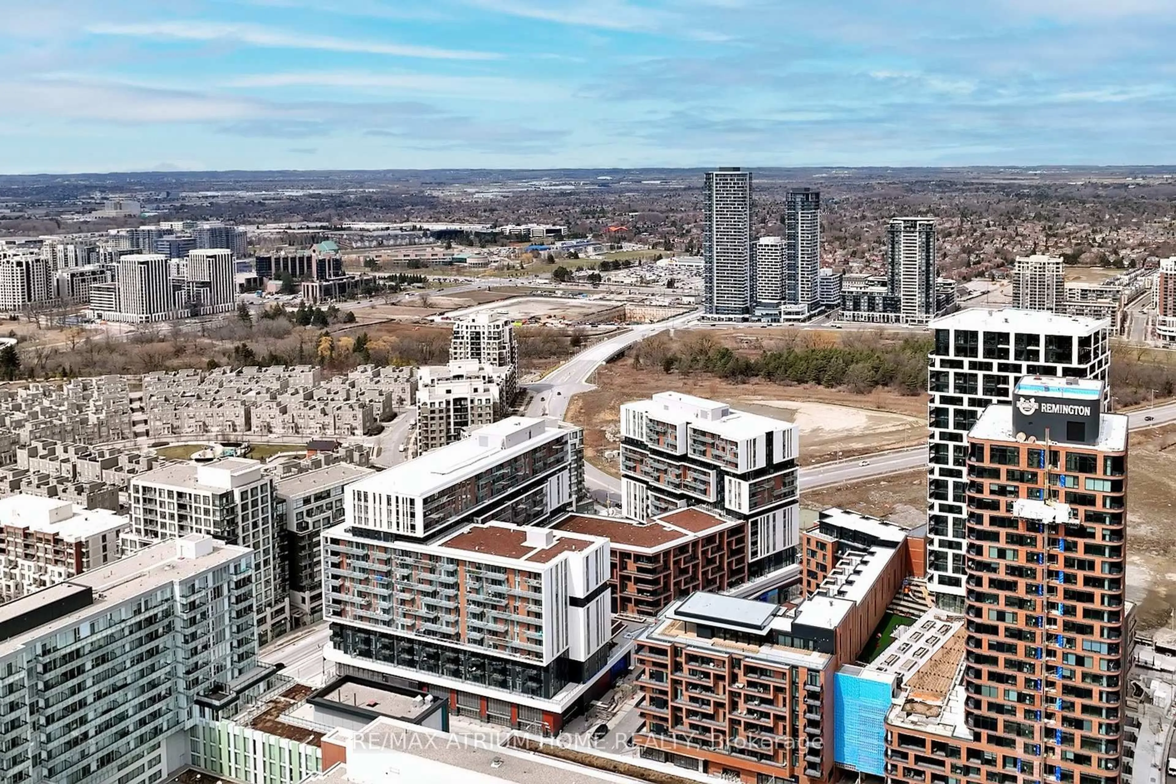 A pic from outside/outdoor area/front of a property/back of a property/a pic from drone, city buildings view from balcony for 8119 Birchmount Rd #1711, Markham Ontario L6G 0H5