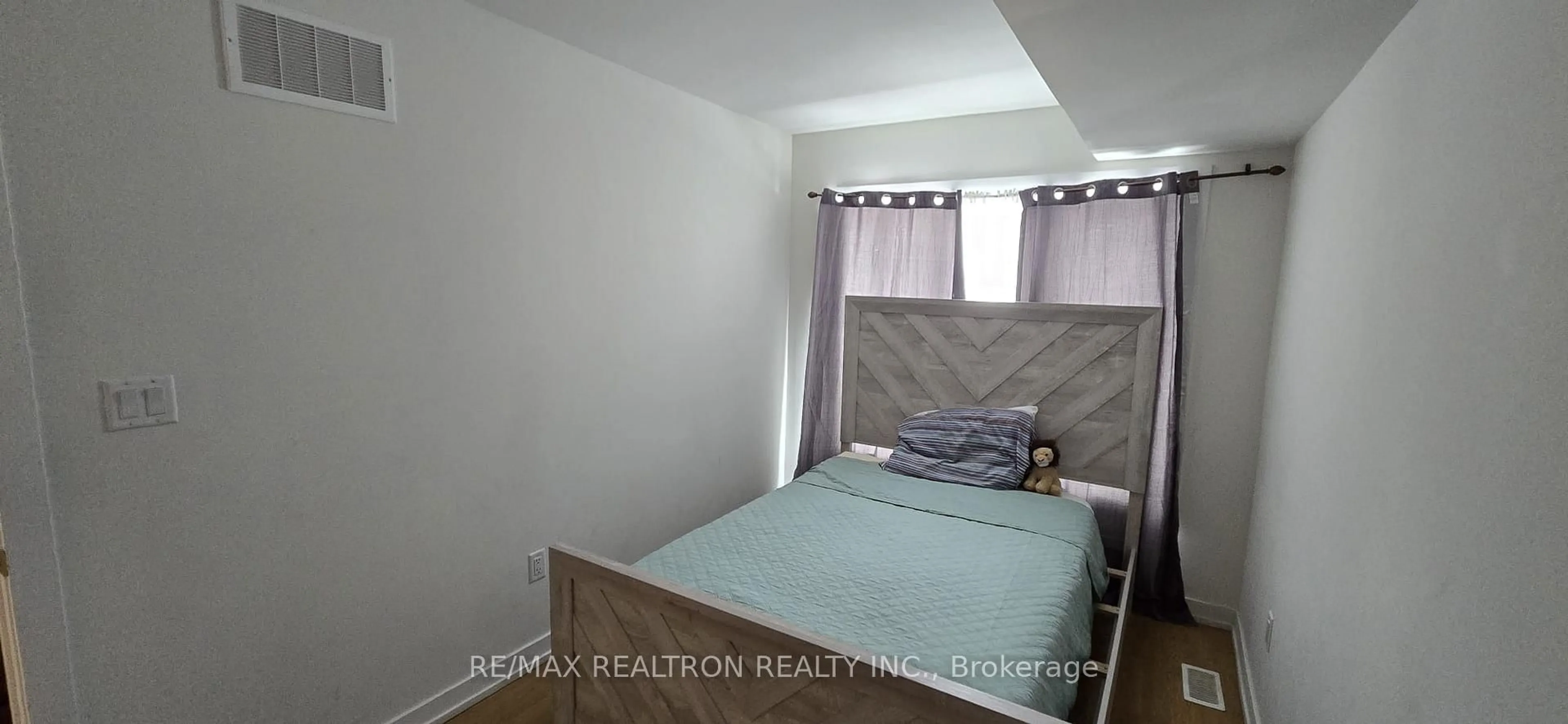 Bedroom with bed, unknown for 119 Cornell Rouge Blvd, Markham Ontario L6B 0V2