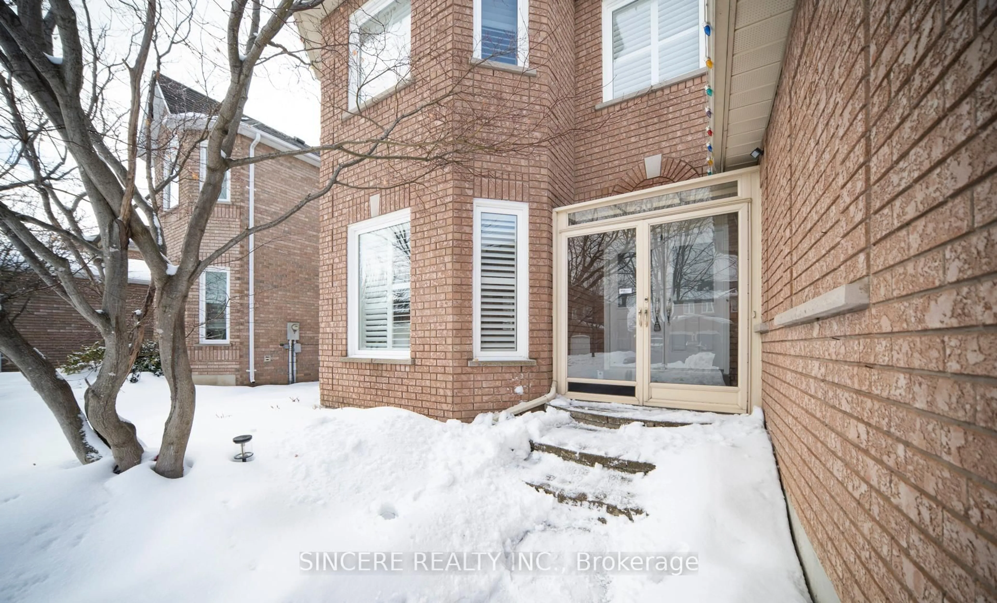 Unknown for 30 Eyer Dr, Markham Ontario L6C 1T8