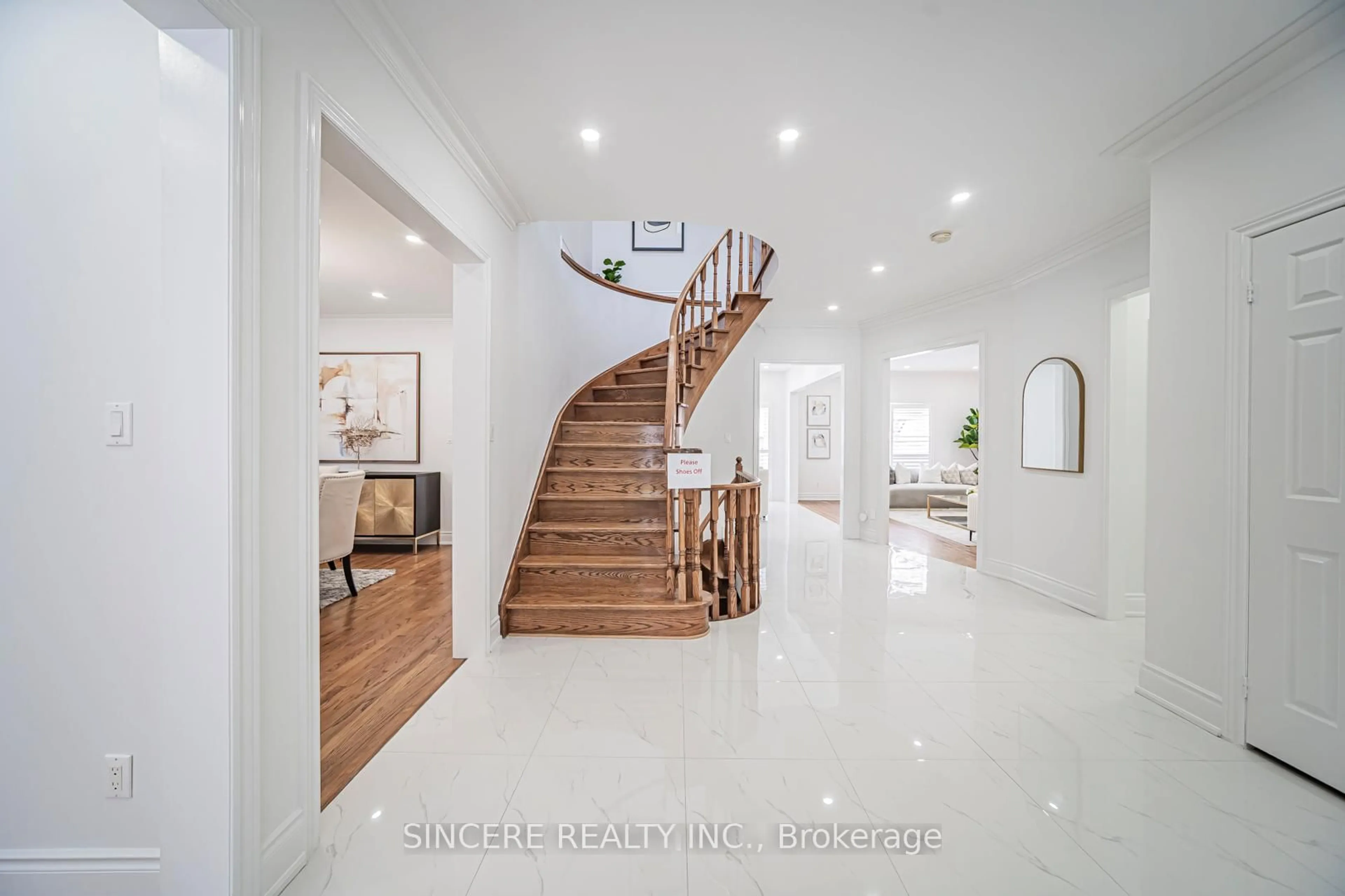 Unknown for 30 Eyer Dr, Markham Ontario L6C 1T8