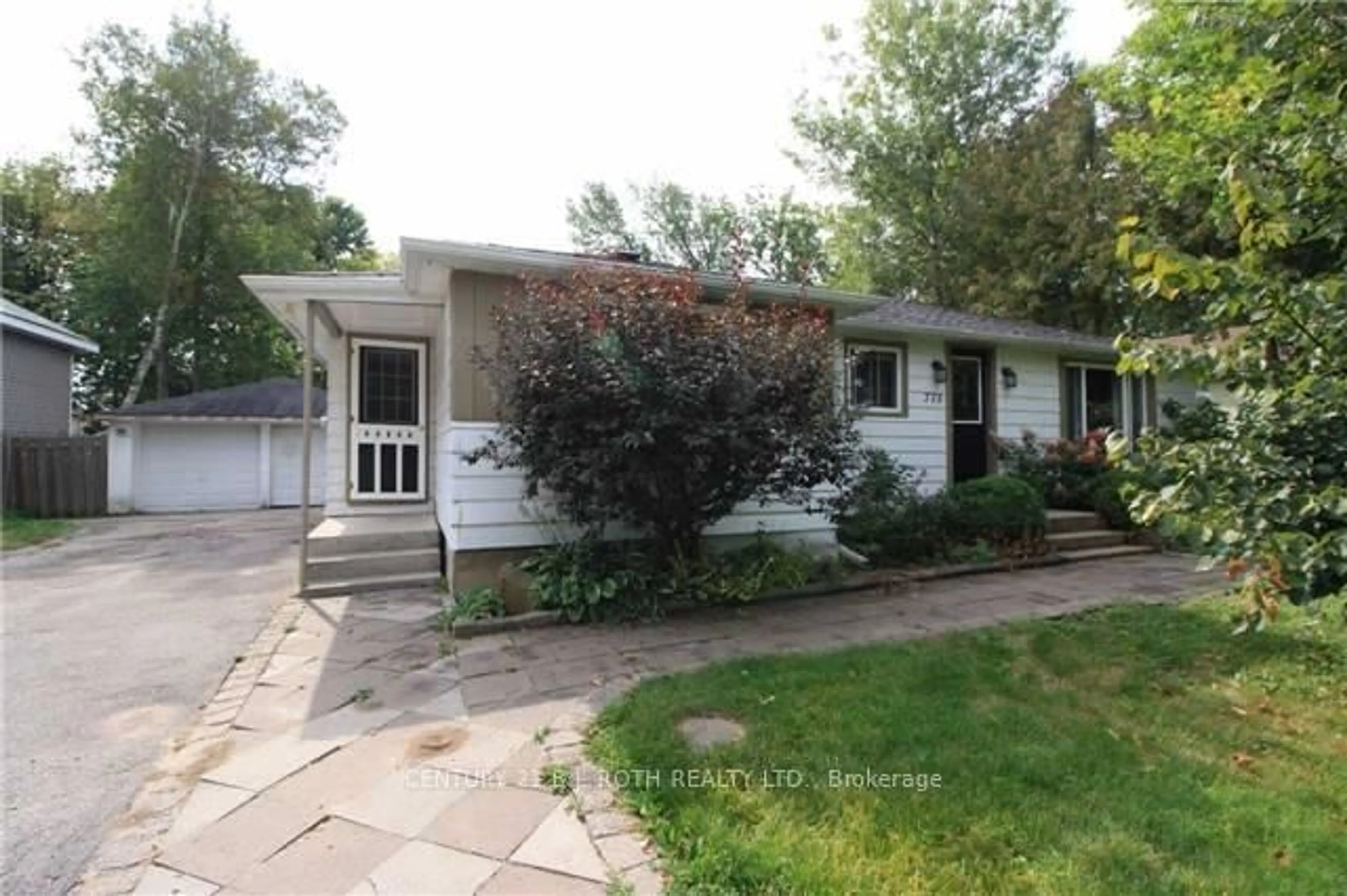 Unknown for 775 James St, Innisfil Ontario L9S 2G6