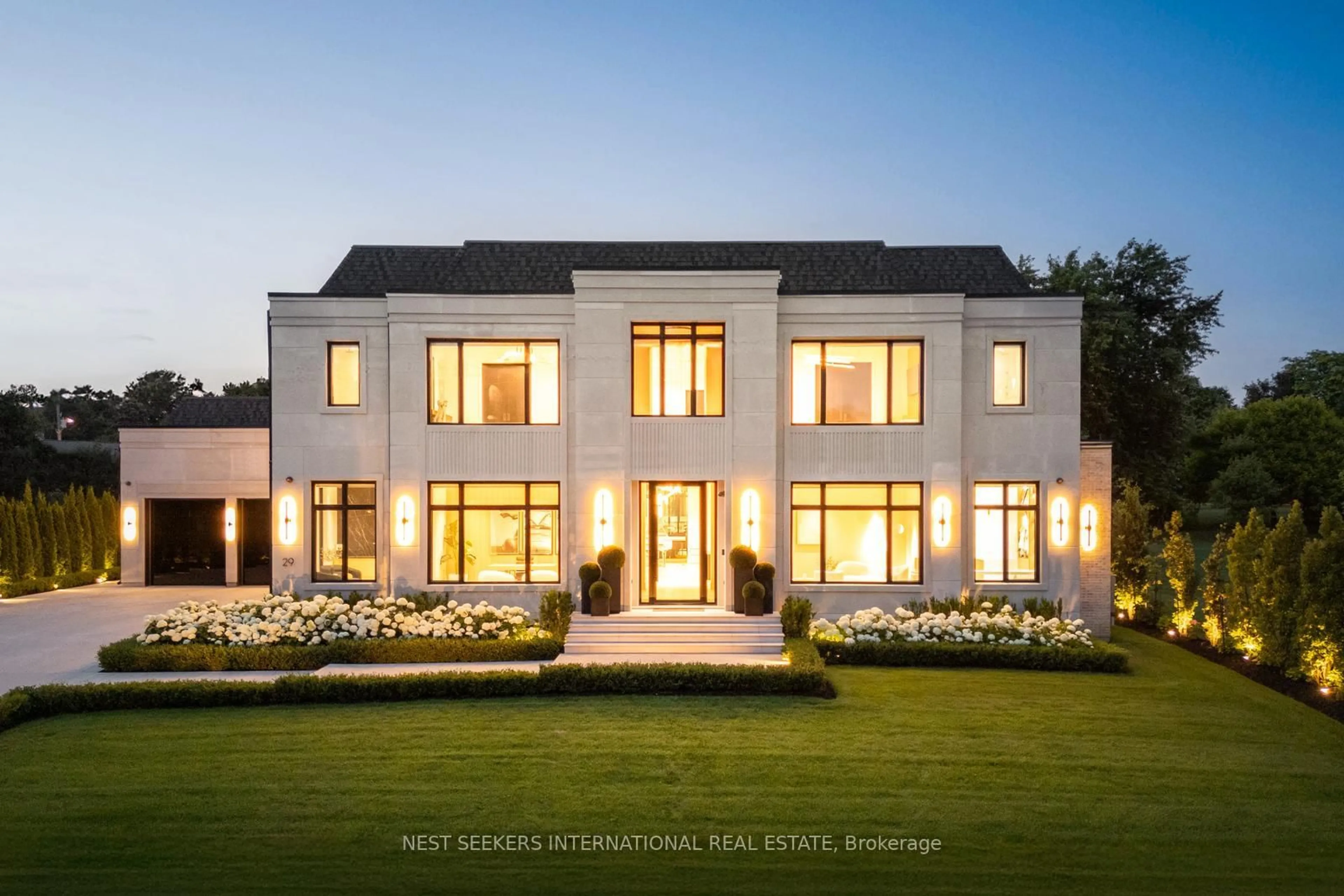 Home with brick exterior material, building for 29 Greenside Dr, King Ontario L0G 1N0