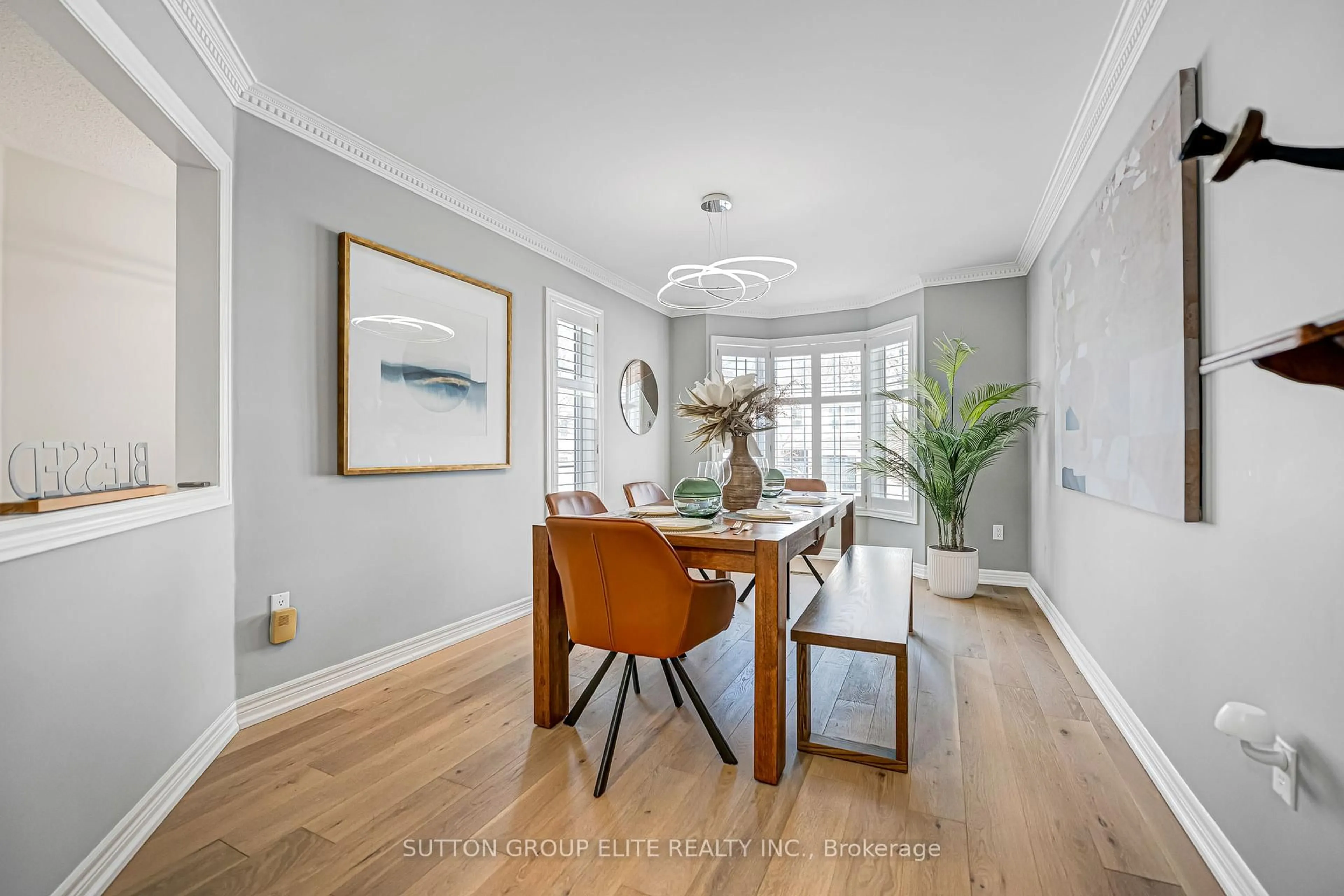 Dining room, wood/laminate floor for 63 Ochalski Rd, Aurora Ontario L4G 7J3