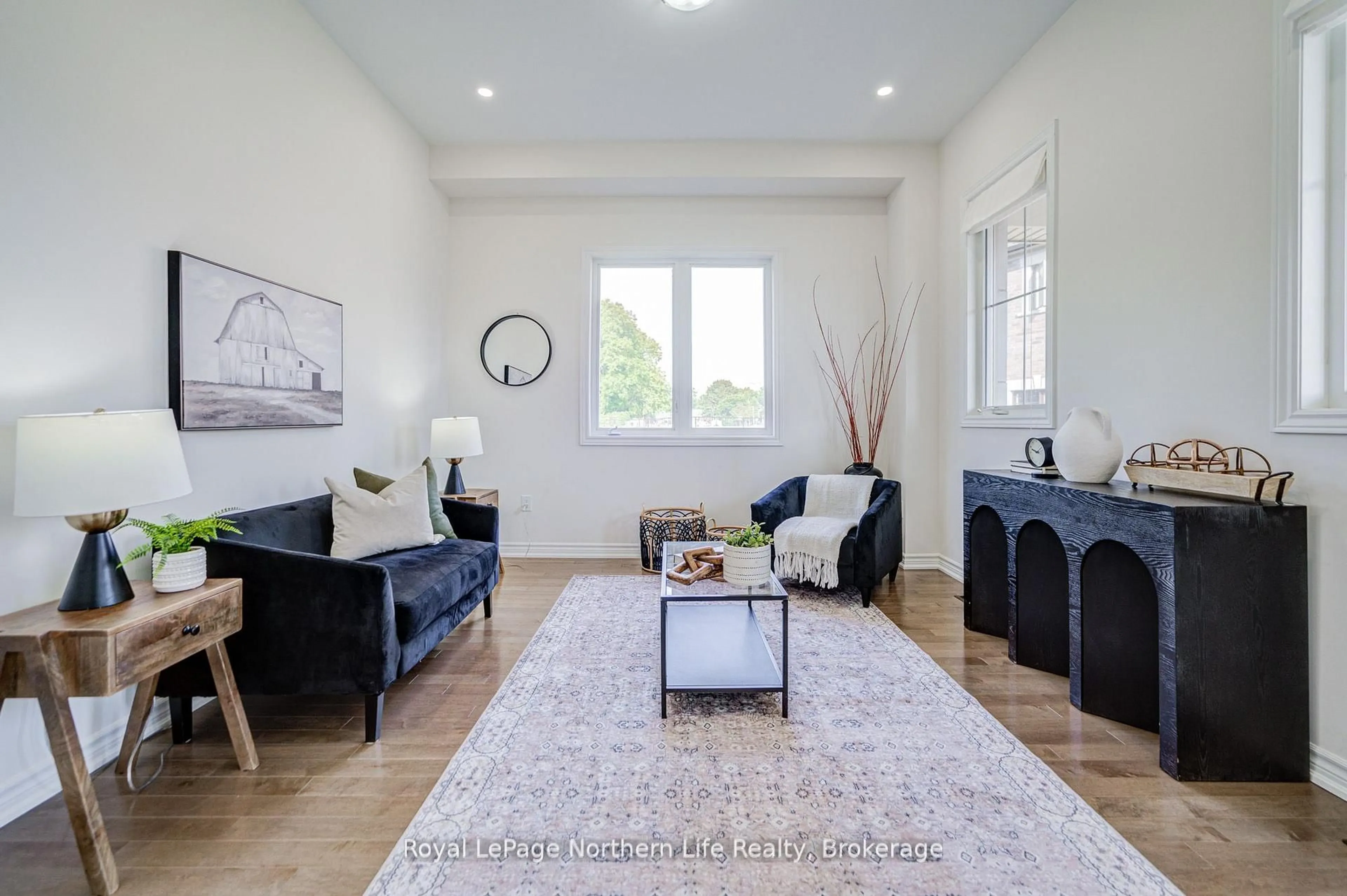 Living room with furniture, unknown for 259 Danny Wheeler Blvd, Georgina Ontario L4P 0J9