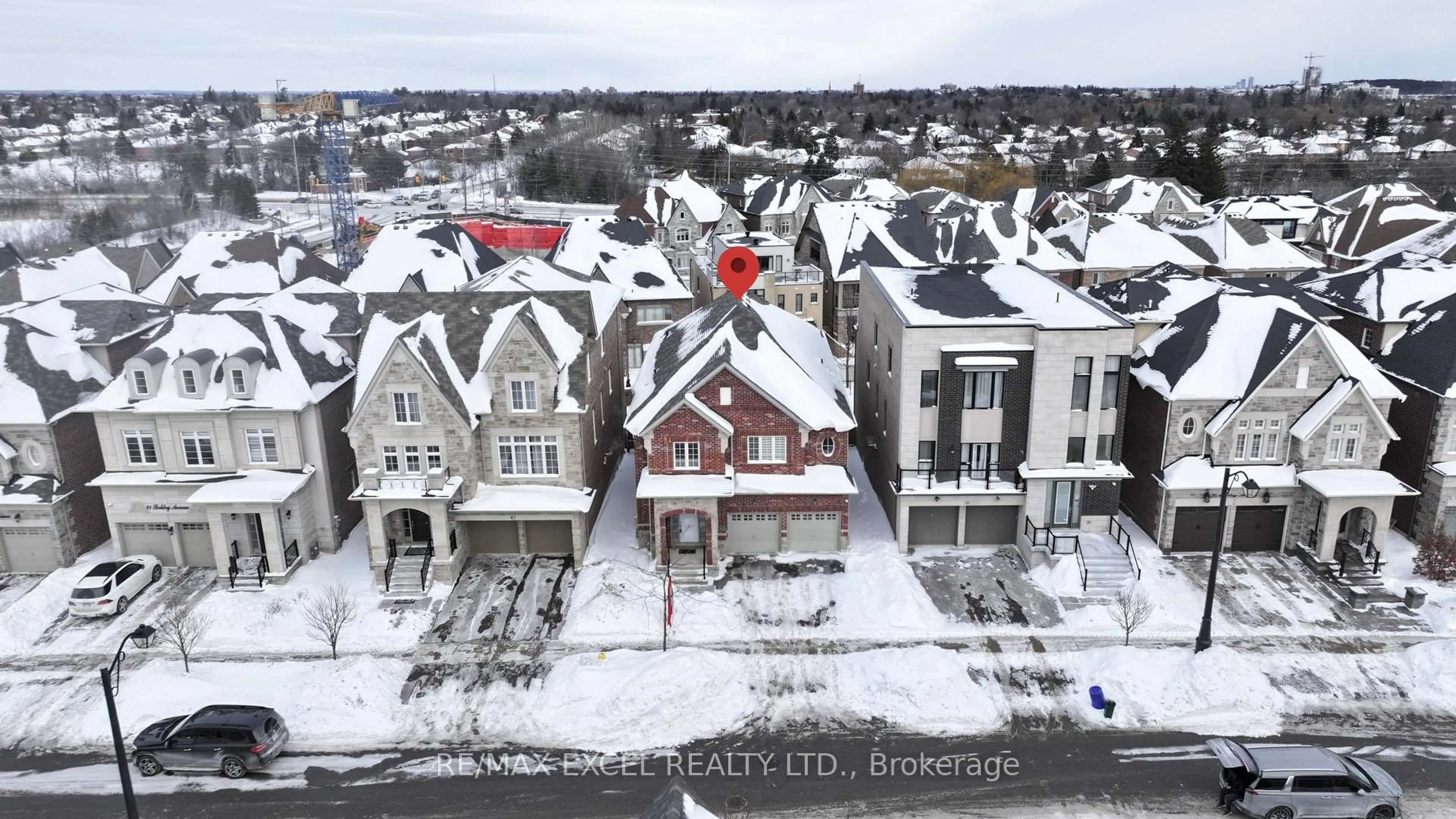 A pic from outside/outdoor area/front of a property/back of a property/a pic from drone, unknown for 83 Baldry Ave, Vaughan Ontario L6A 4X9