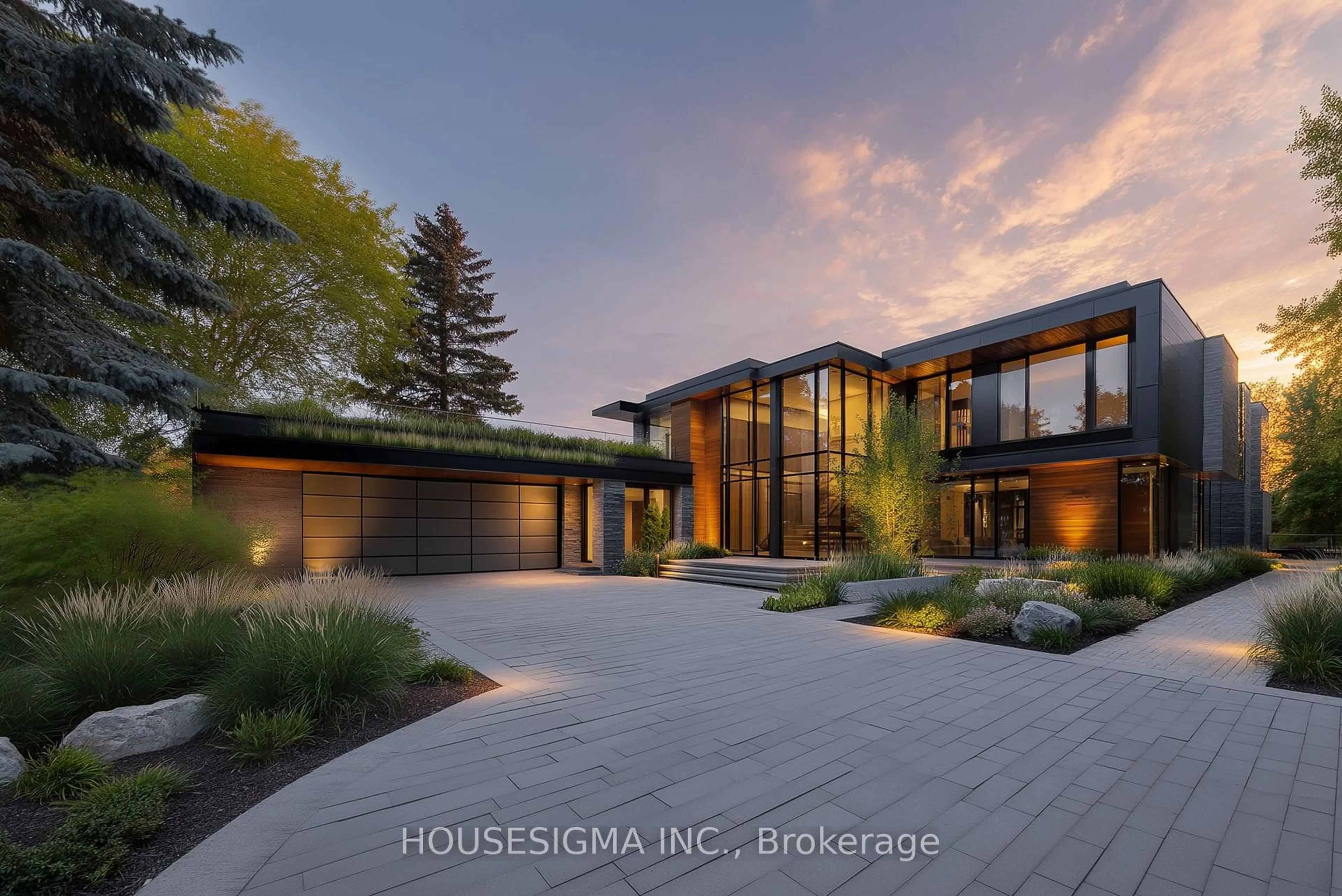 Unknown for 14639 Leslie St, Aurora Ontario L4G 7C6