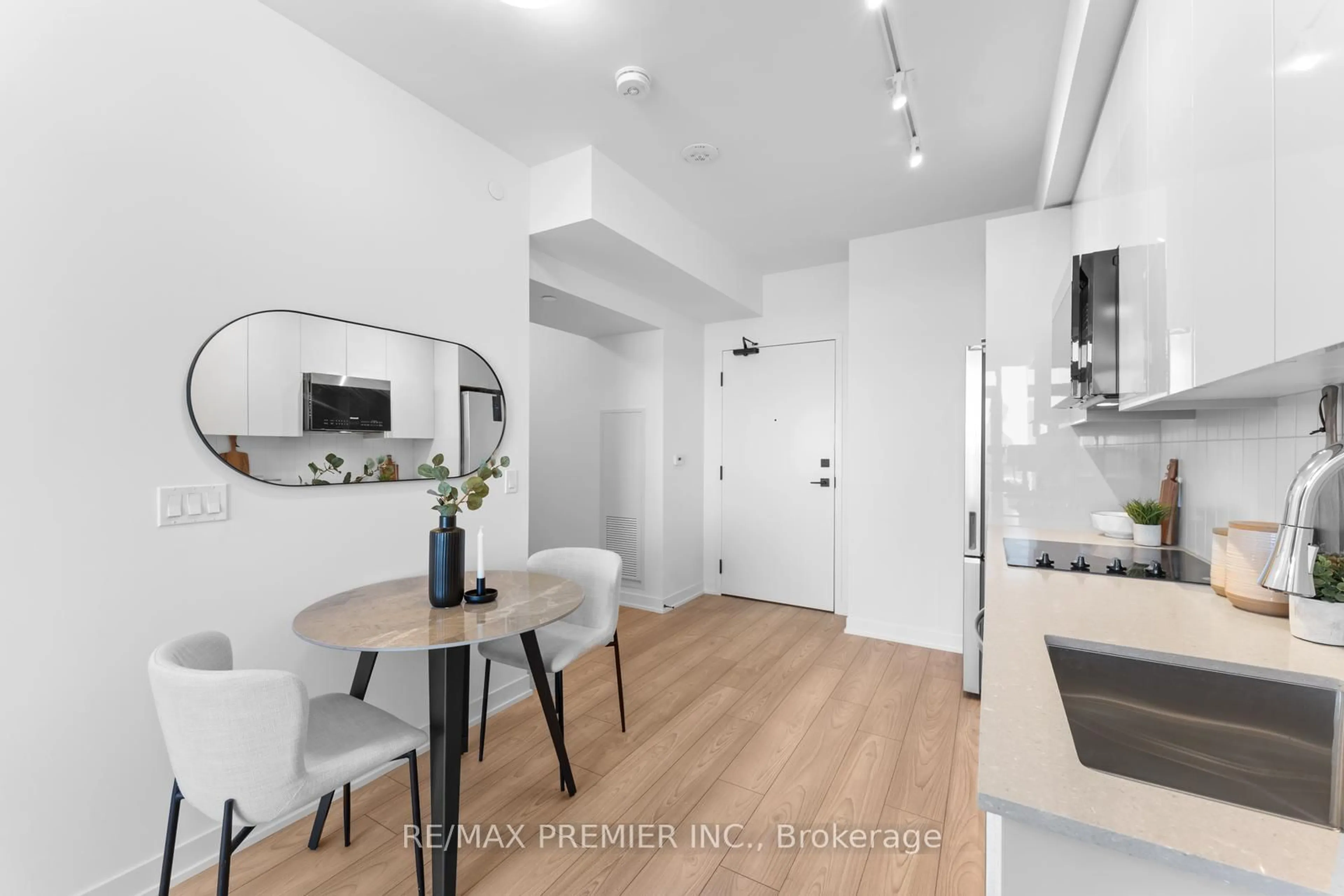 Unknown for 474 Caldari Rd #2206, Vaughan Ontario L4K 0R5