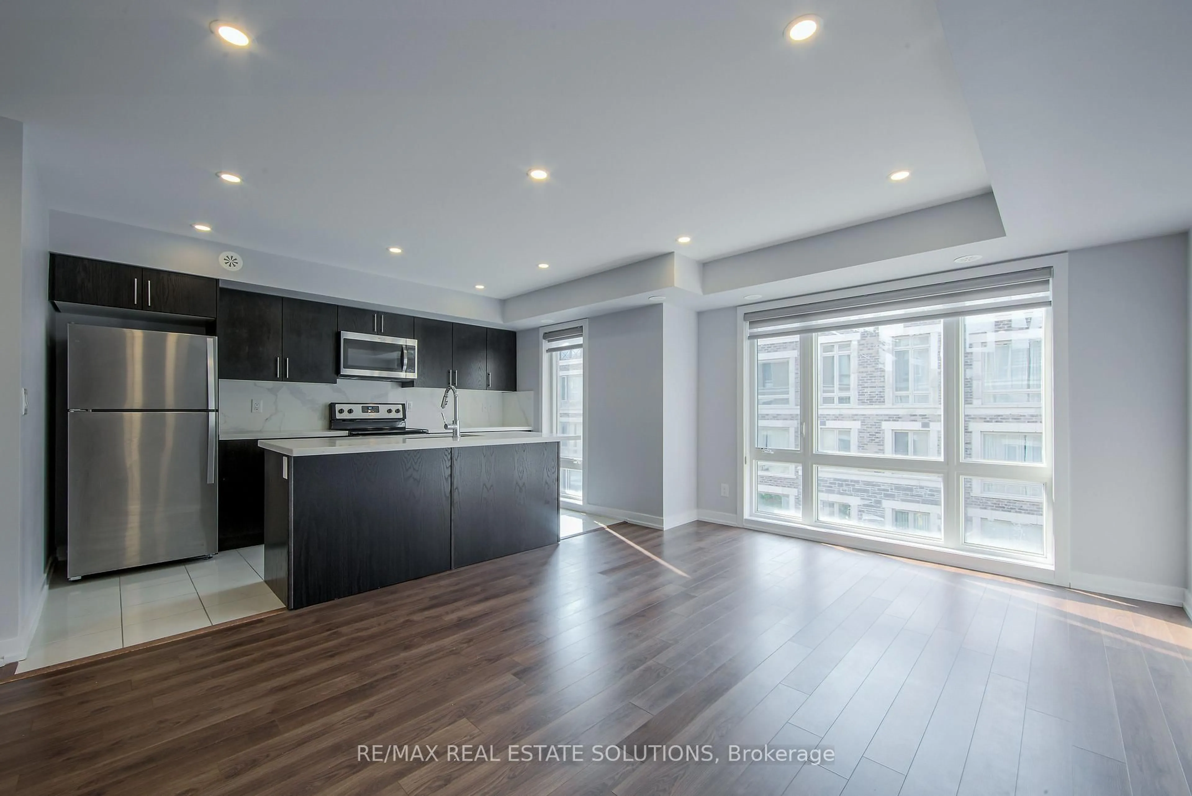Open concept kitchen, unknown for 30 Dunsheath Way #512, Markham Ontario L6B 1N3