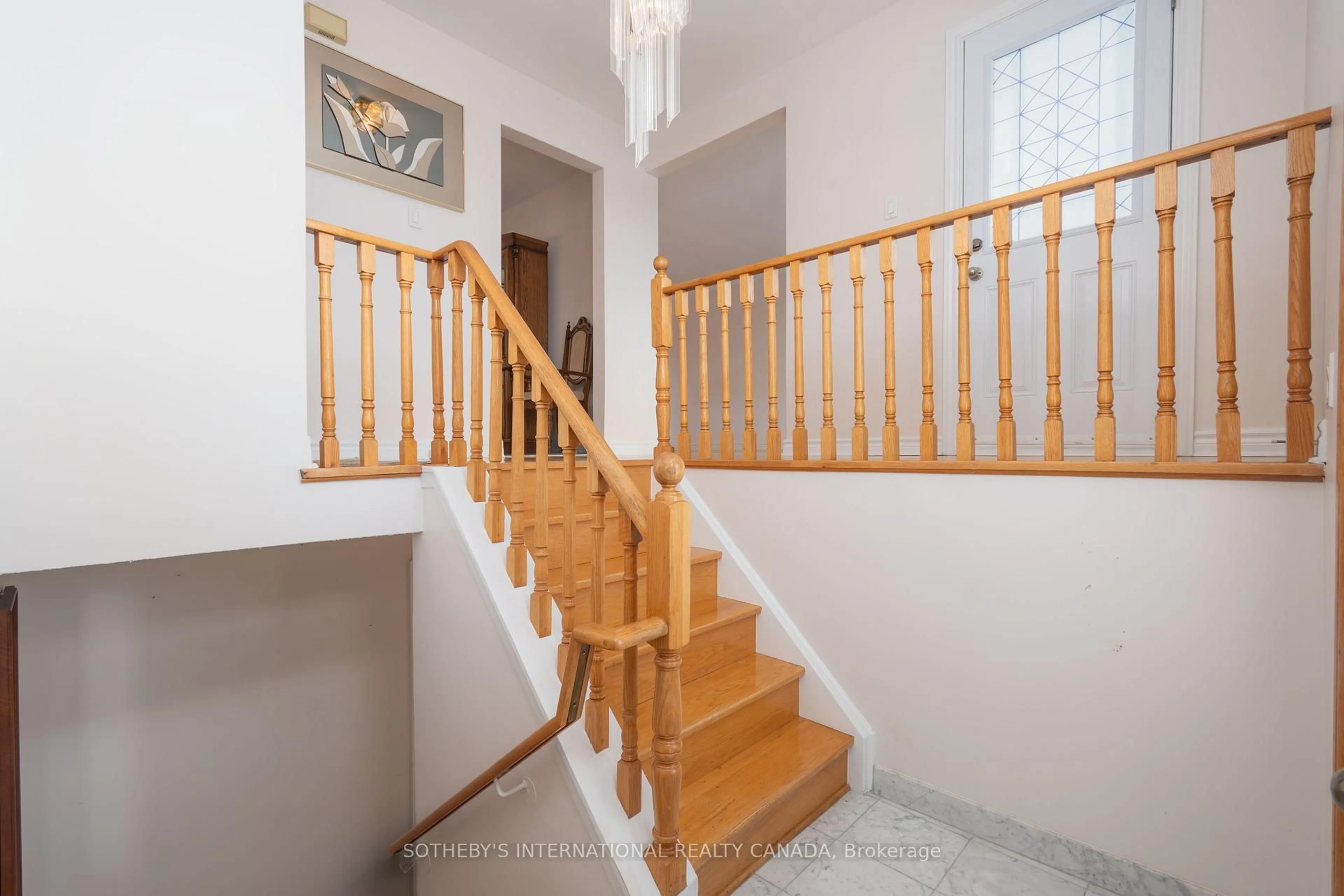 Stairs for 90 Andrew Park, Vaughan Ontario L4L 1E9