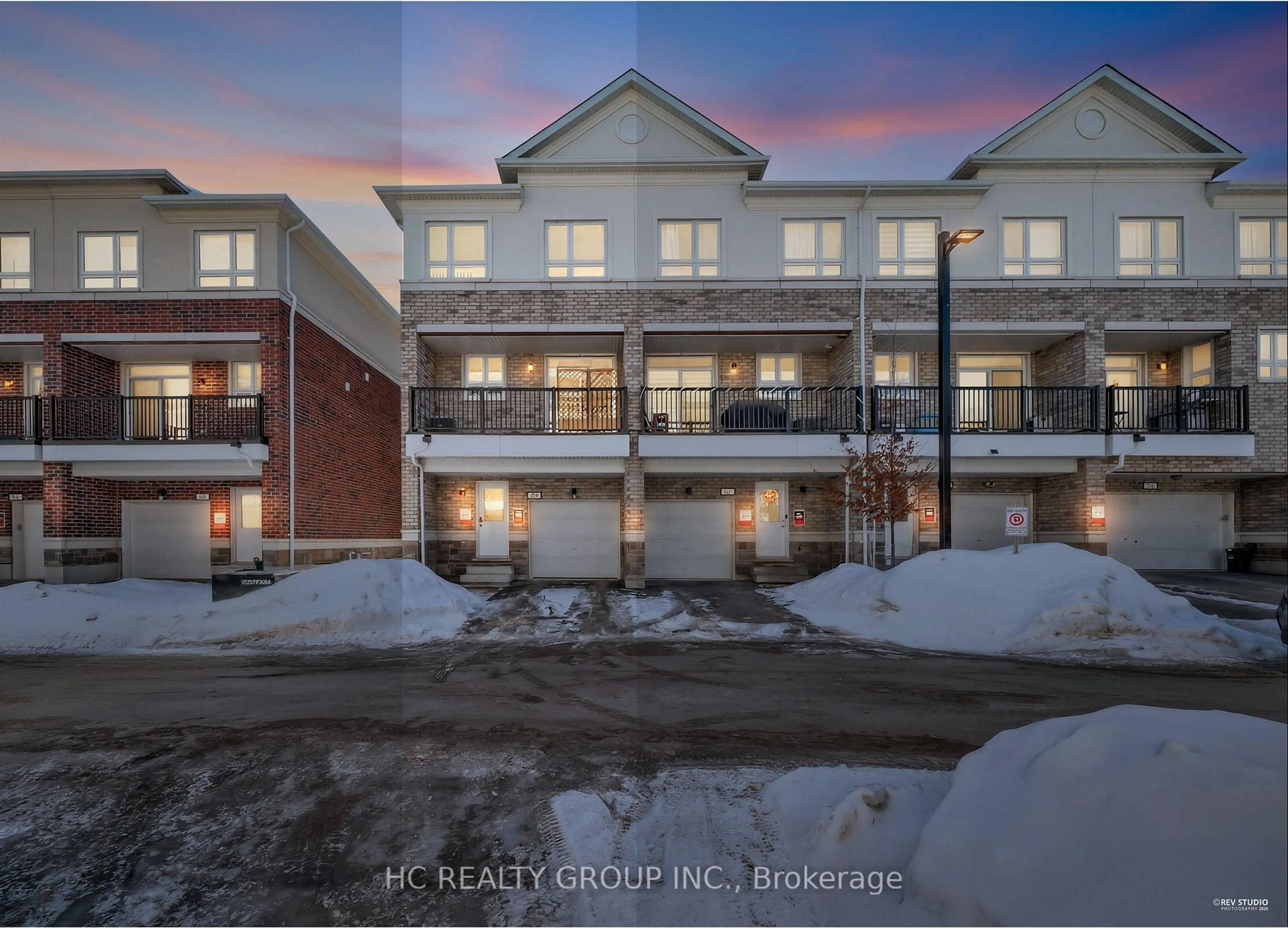 A pic from outside/outdoor area/front of a property/back of a property/a pic from drone, unknown for 64 Chicago Lane, Markham Ontario L6E 0V6