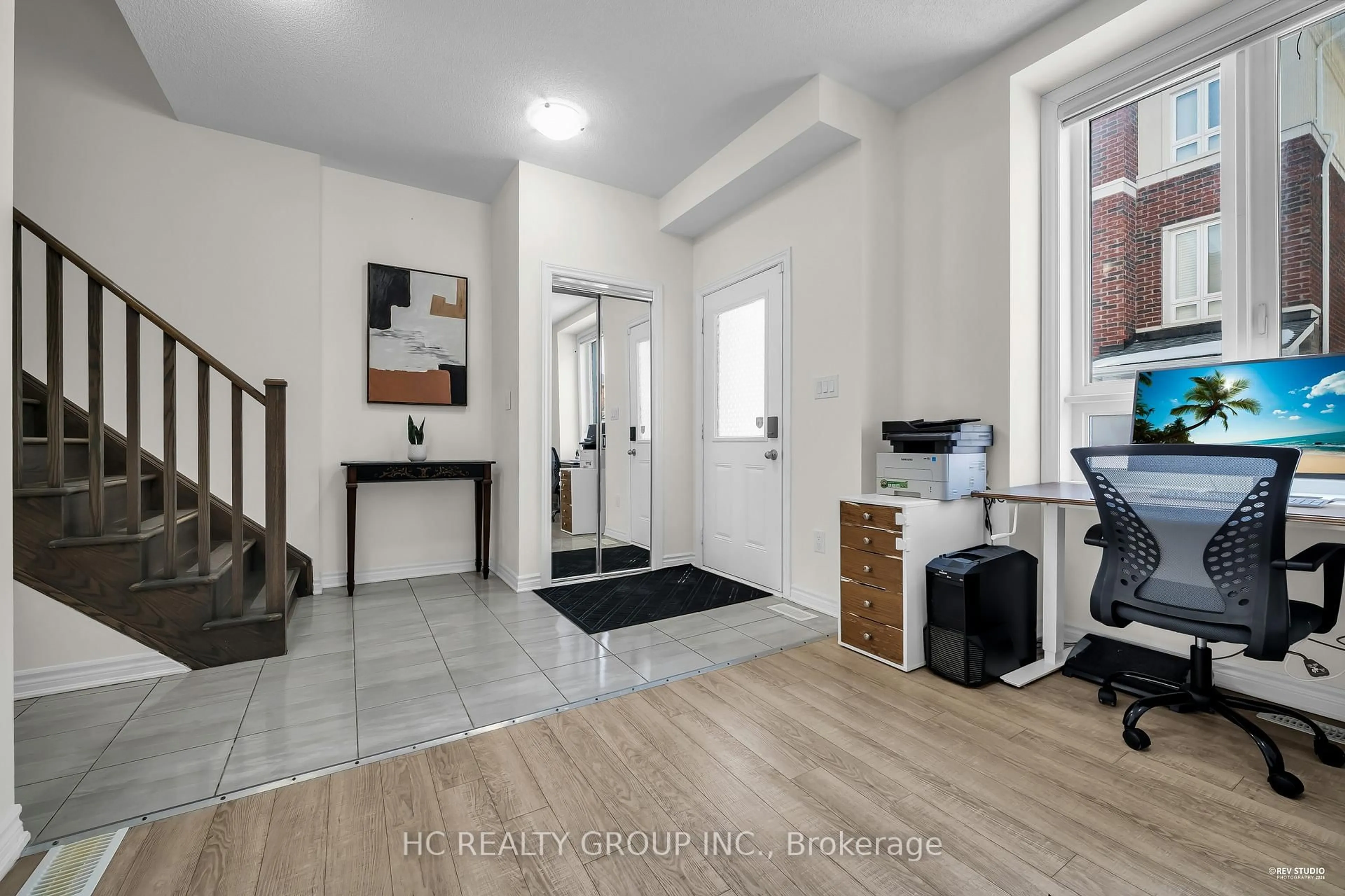 Indoor entryway for 64 Chicago Lane, Markham Ontario L6E 0V6