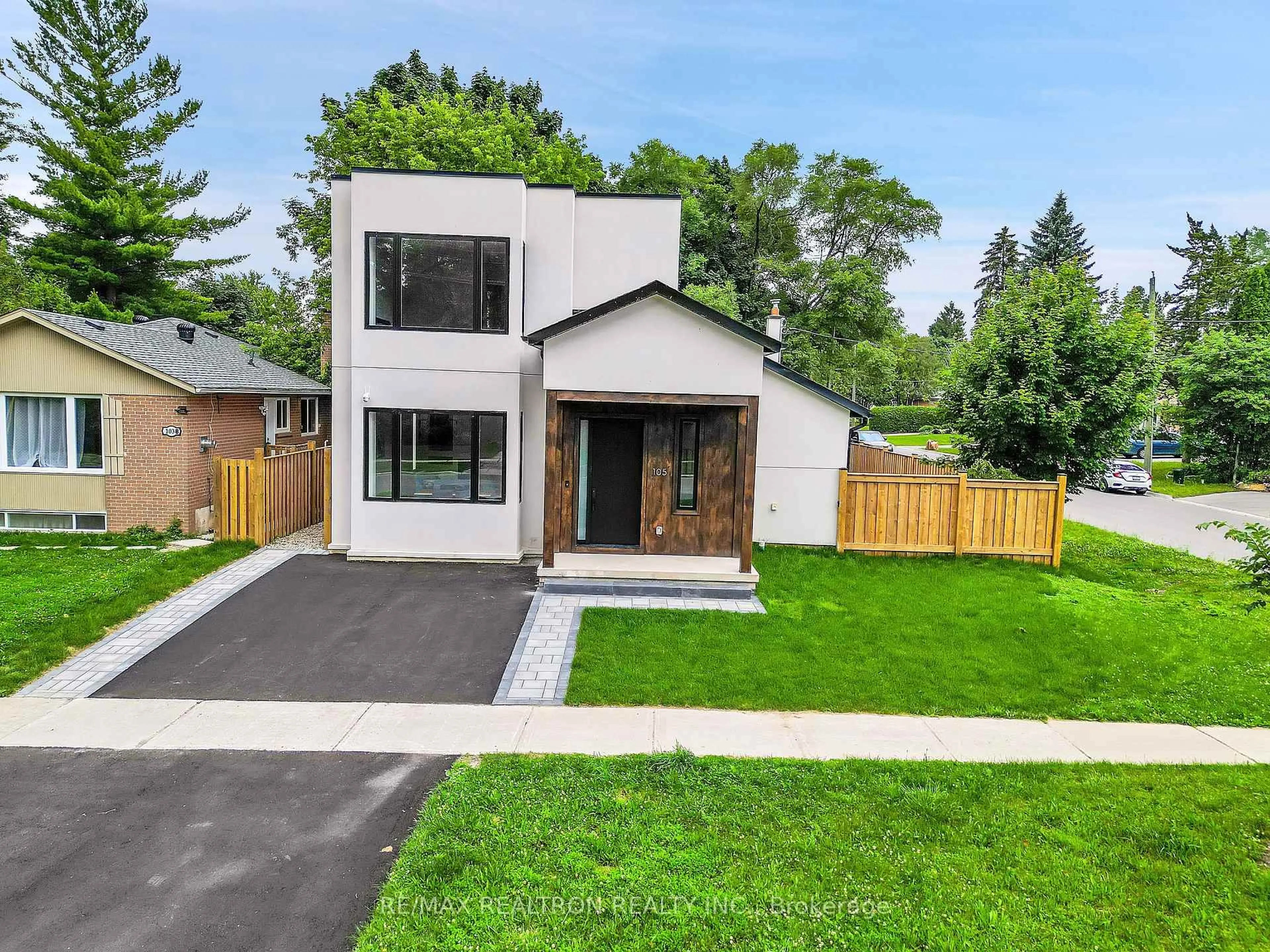 Home with brick exterior material, street for 105 Murray Dr, Aurora Ontario L4G 2C4