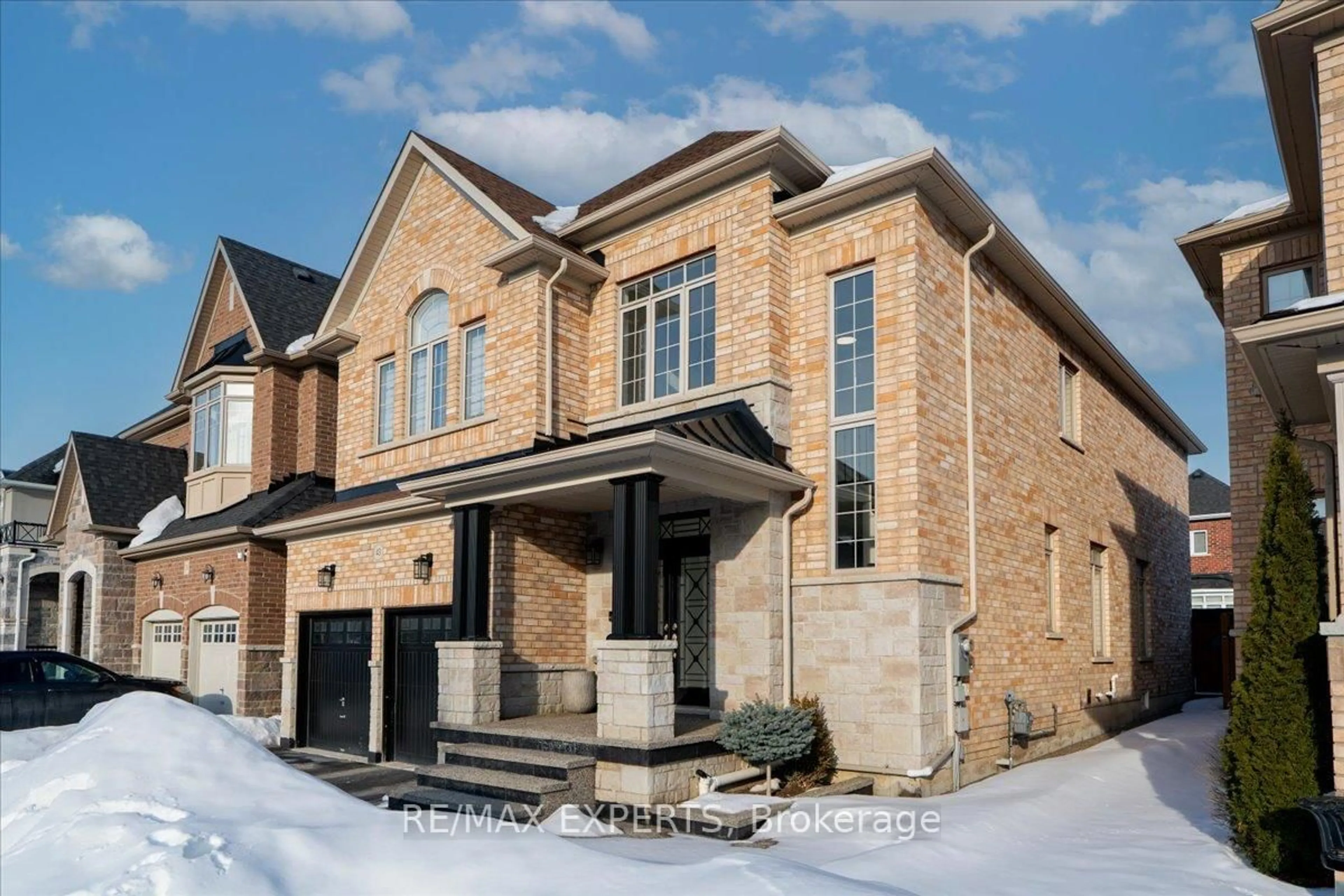 Home with brick exterior material, street for 43 Lewis Ave, Bradford West Gwillimbury Ontario L3Z 0X2