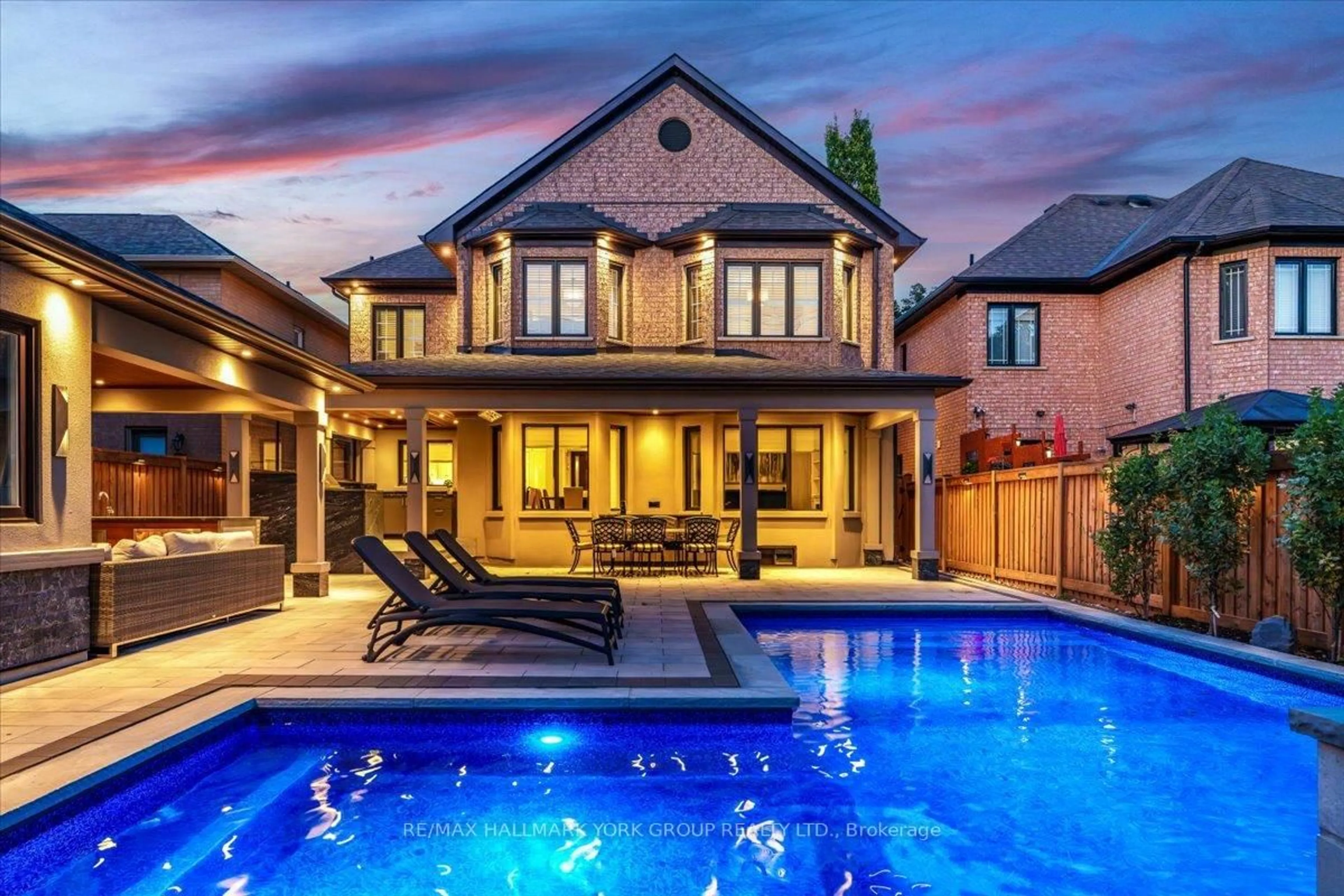 Pool for 16 Woodland Trail Crt, Vaughan Ontario L4L 9H9