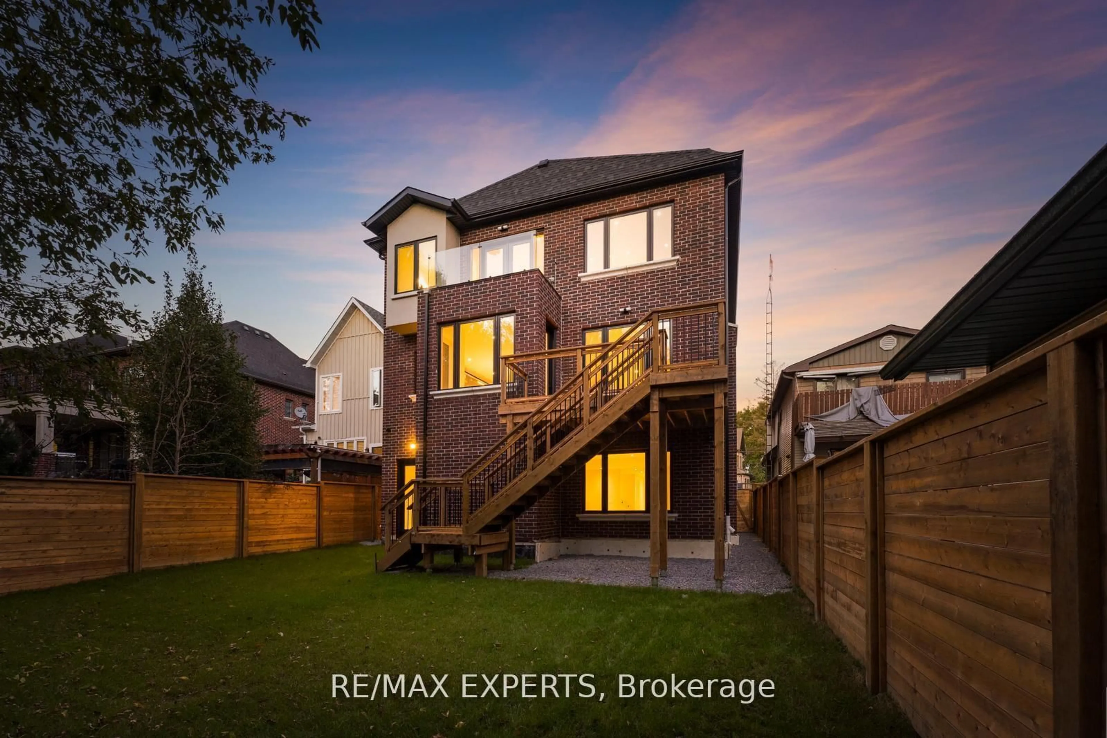 Home with brick exterior material, street for 88 Moray Ave, Richmond Hill Ontario L4E 3E2