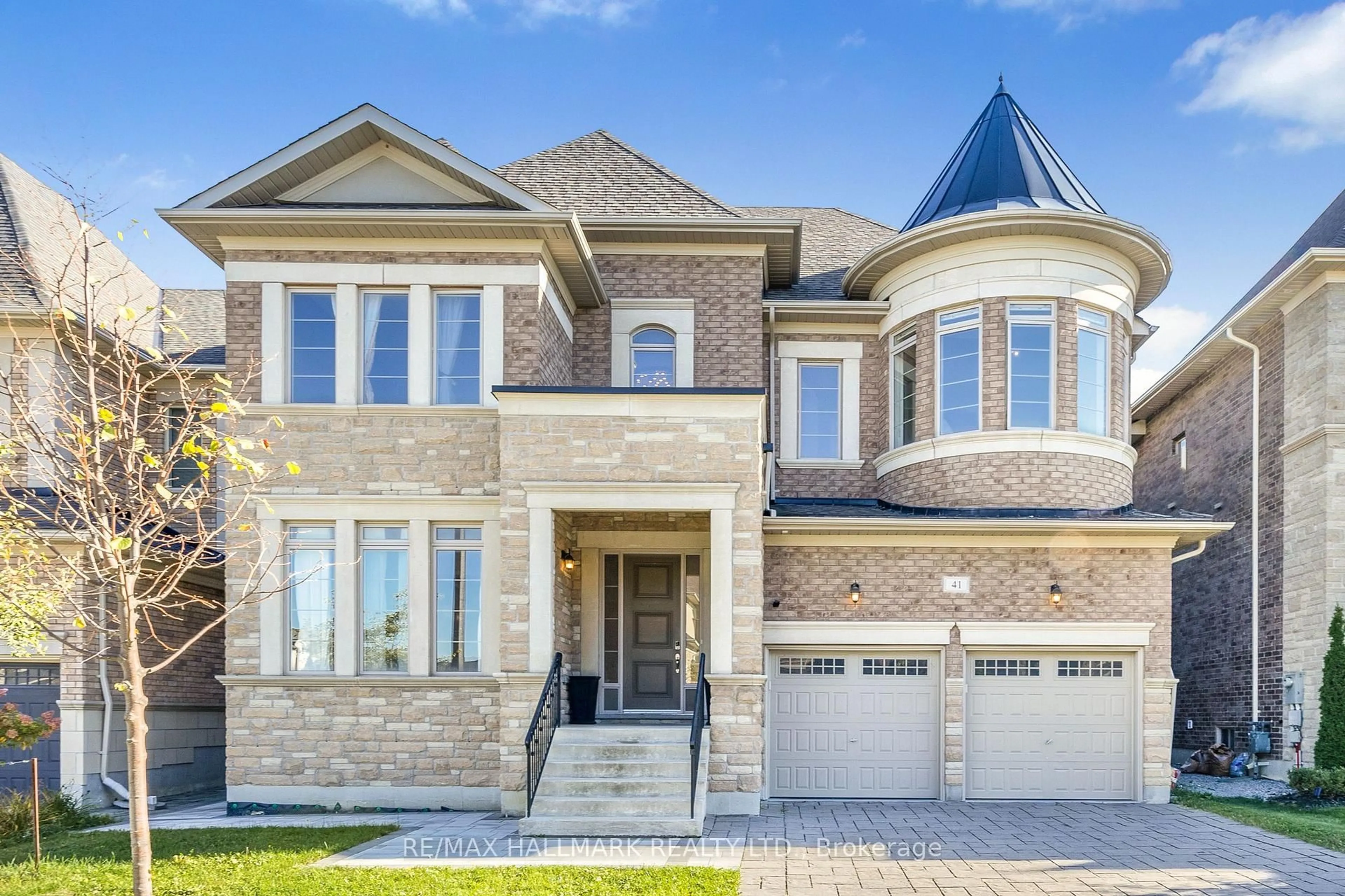 Home with brick exterior material, street for 41 Glen Abbey Tr, Vaughan Ontario L4H 3X7
