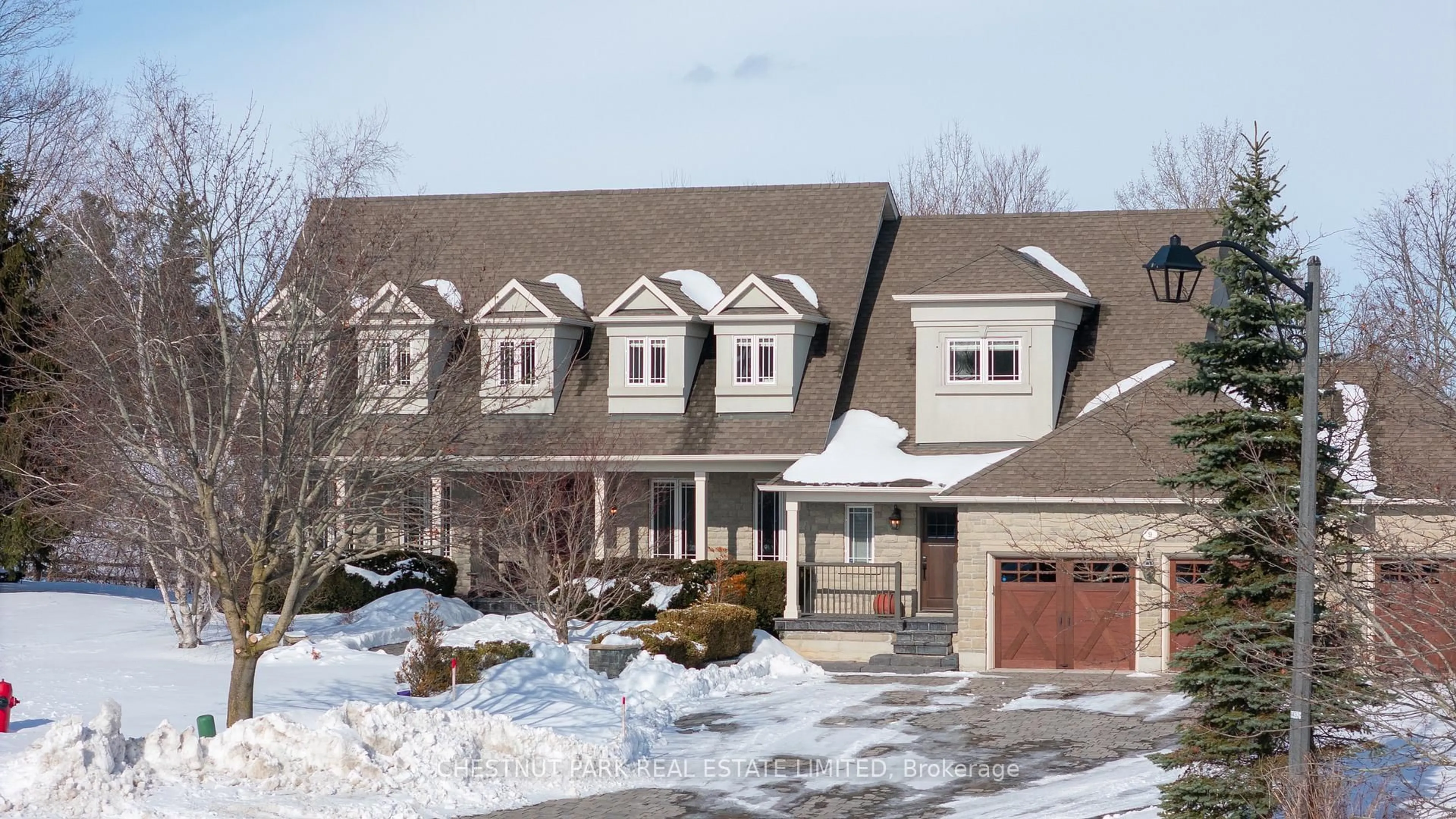 Home with brick exterior material, street for 9 Black Crt, Aurora Ontario L4G 8A1