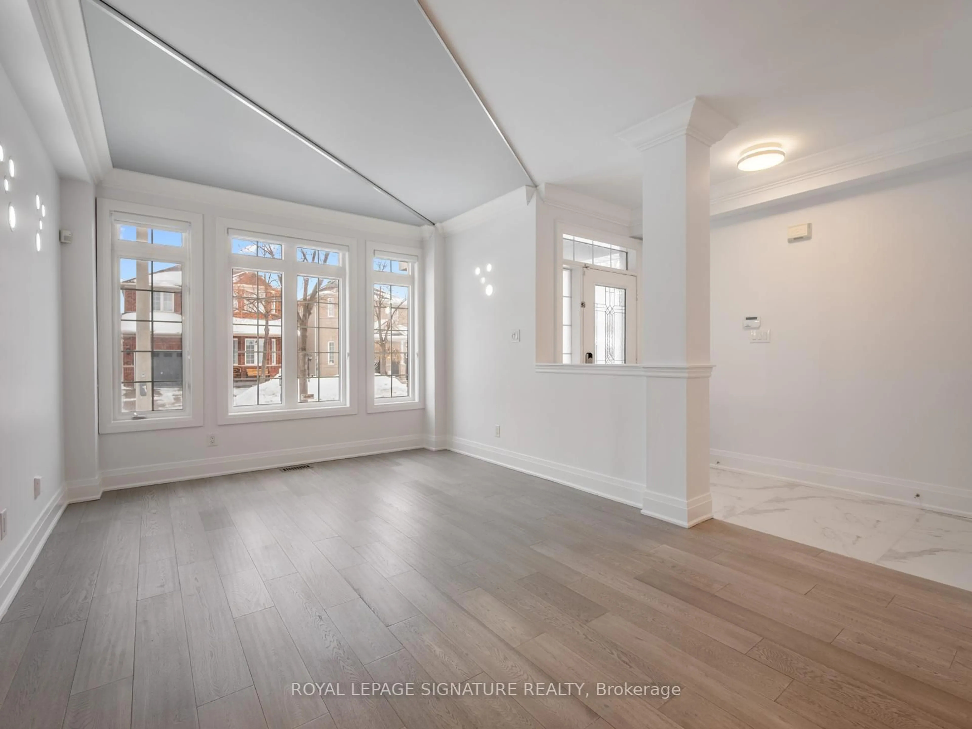 A pic of a room for 47 Amparo Dr, Vaughan Ontario L4H 2L7