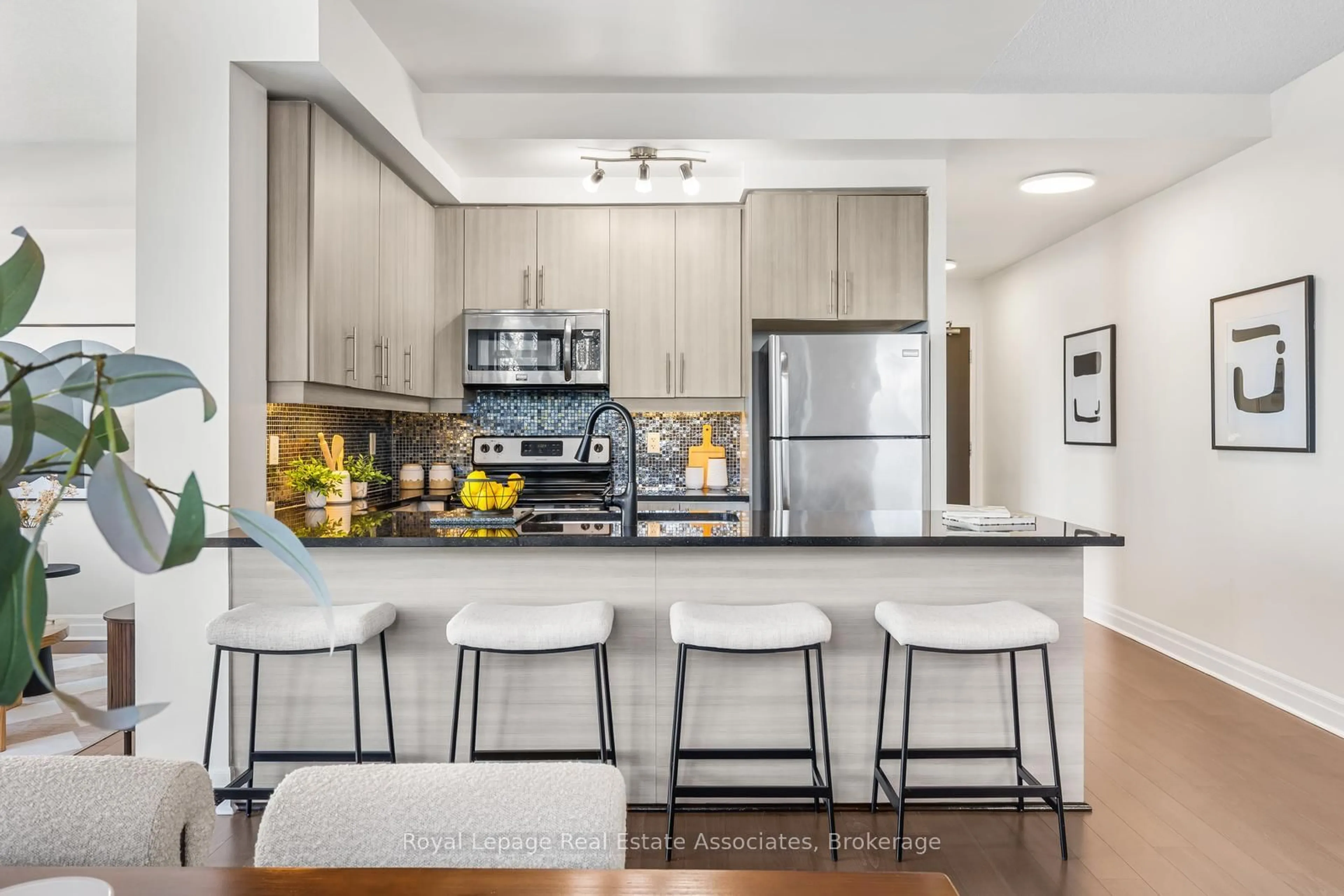 Open concept kitchen, unknown for 8130 Birchmount Rd #701, Markham Ontario L6G 0E4