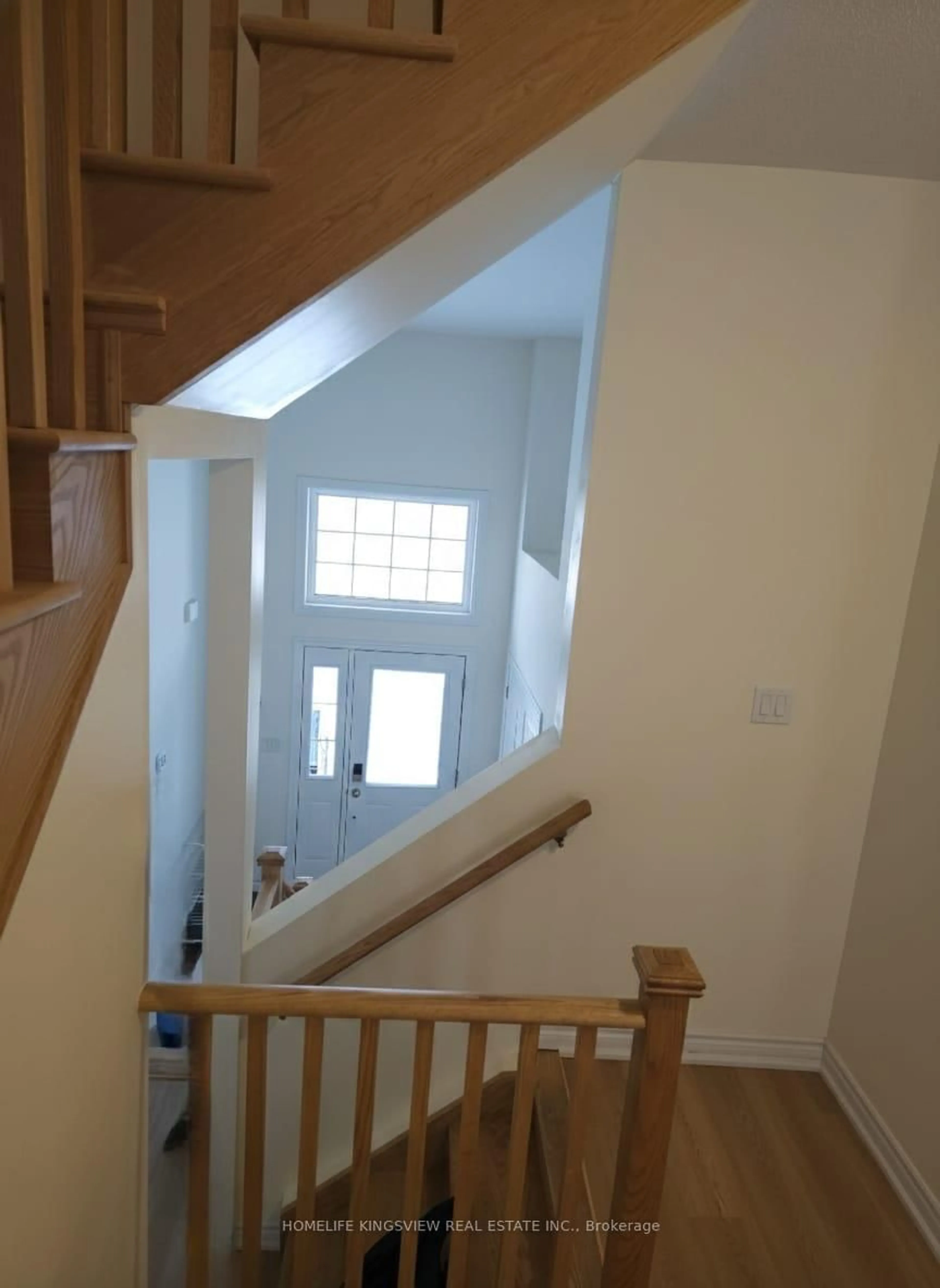 Stairs for 2146 Speare Crt, Innisfil Ontario L9S 0M9