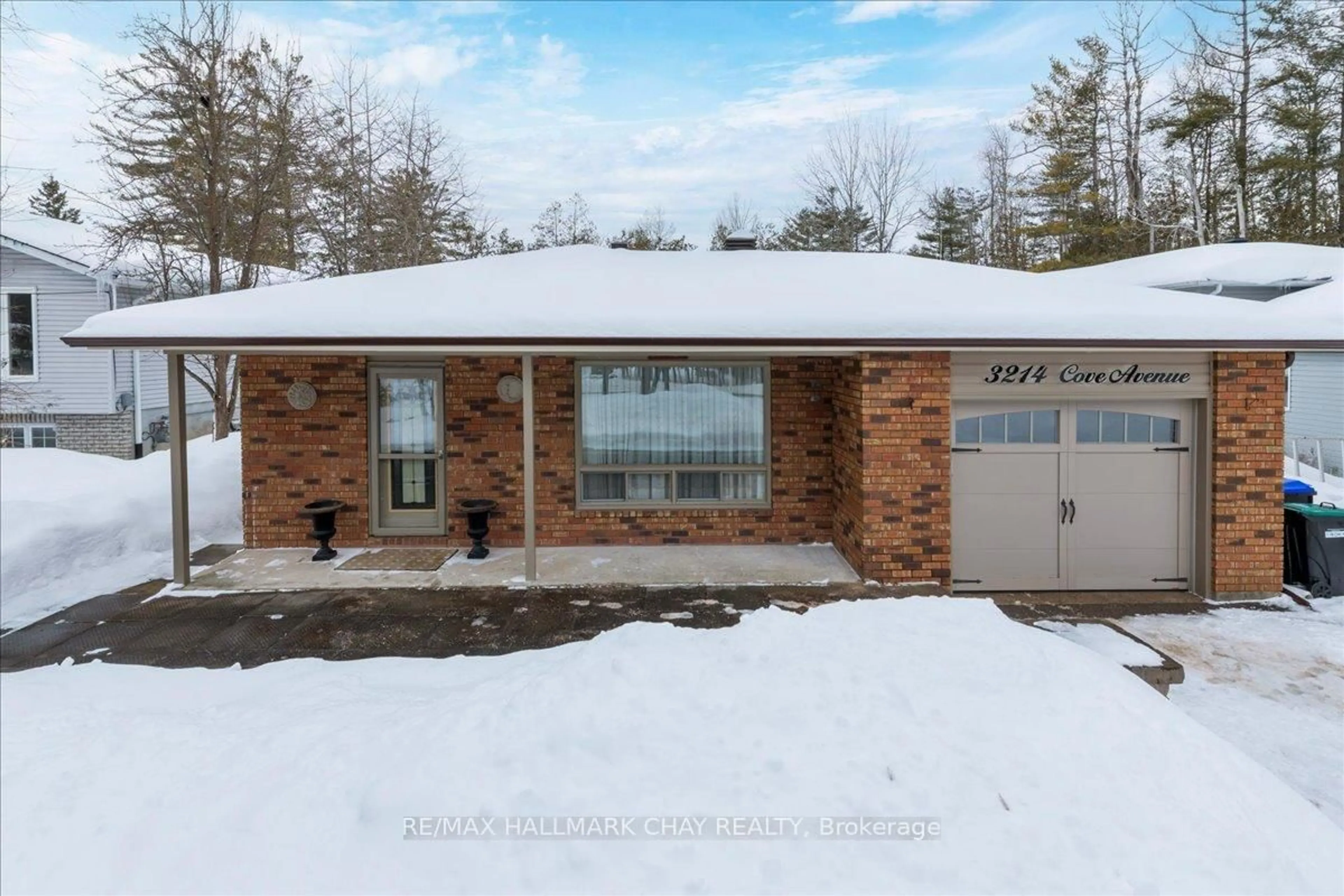 Unknown for 3214 Cove Ave, Innisfil Ontario L9S 2K7