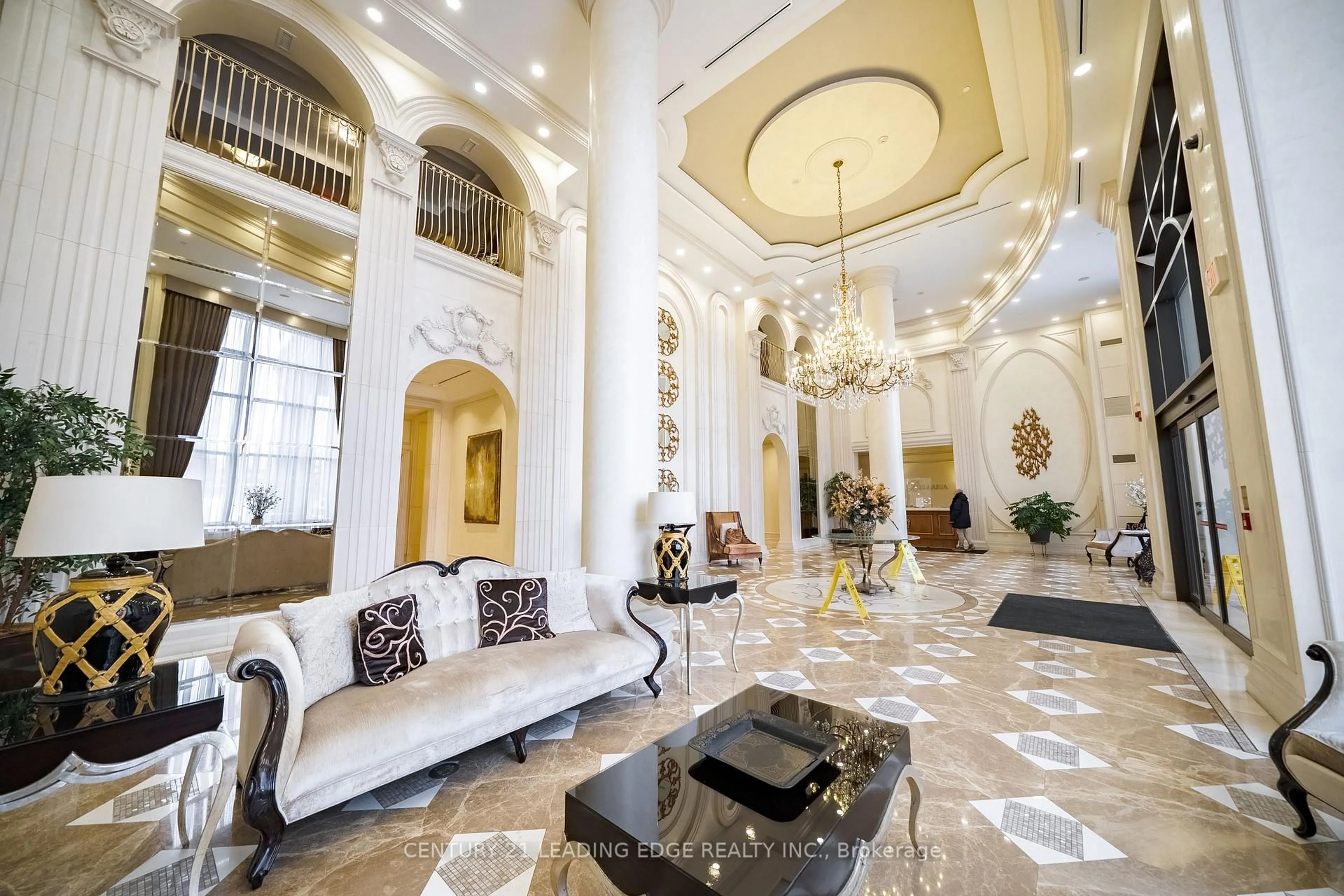 Lobby for 9245 JANE St #1504, Vaughan Ontario L6A 0K1