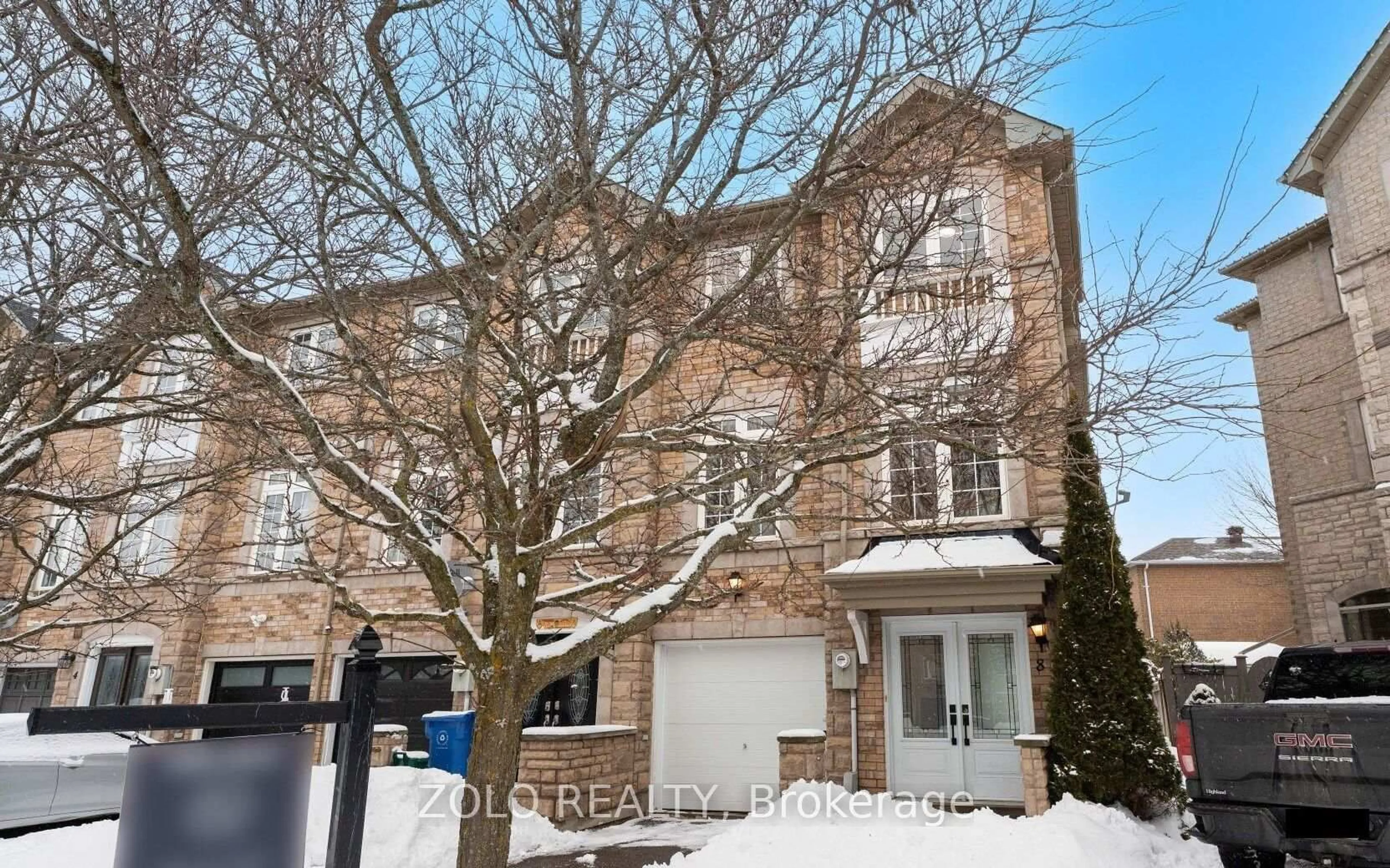 Home with brick exterior material, street for 8 Burgon Pl, Aurora Ontario L4G 7Y2