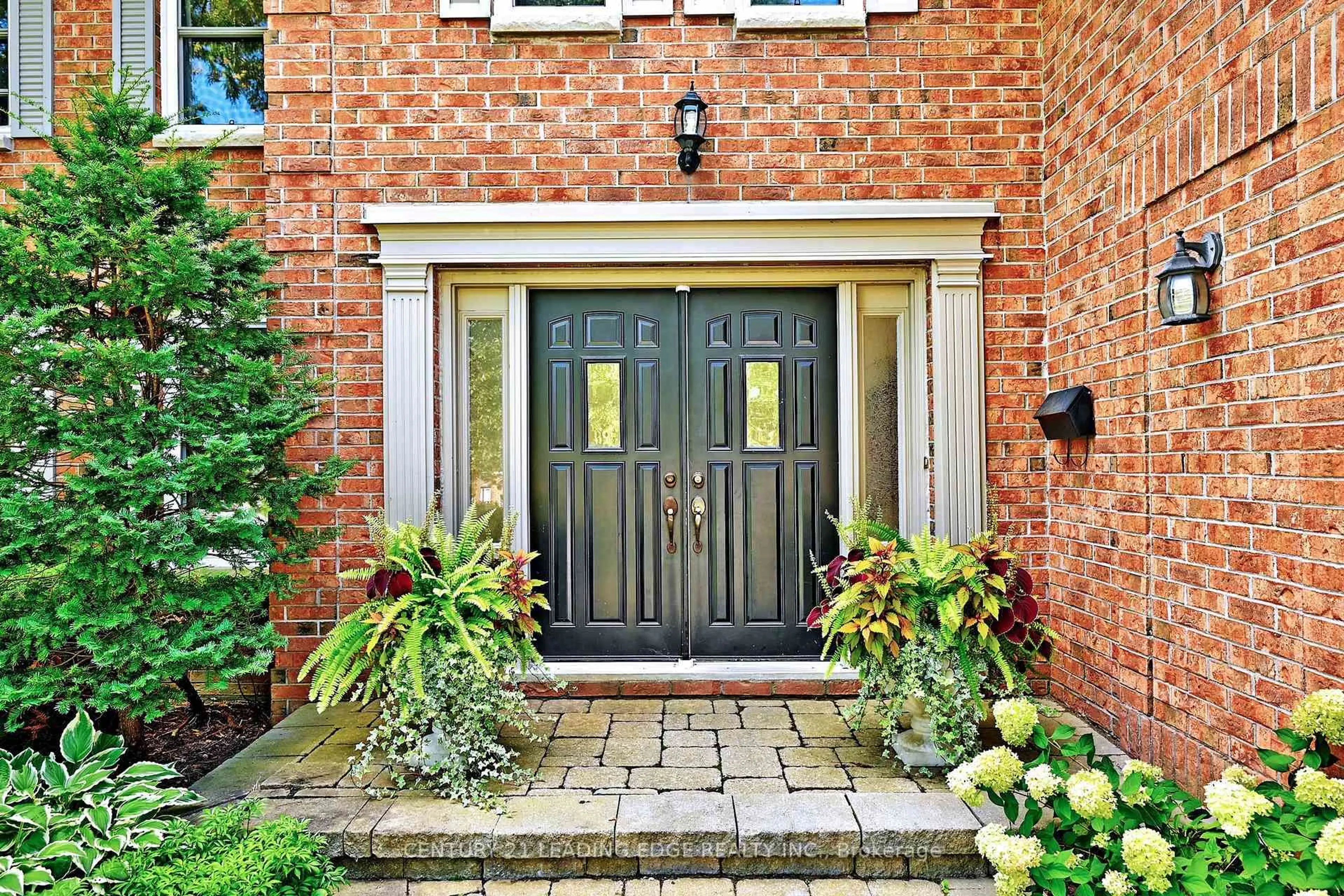 Indoor entryway for 23 Hare Crt, Markham Ontario L3P 4K5