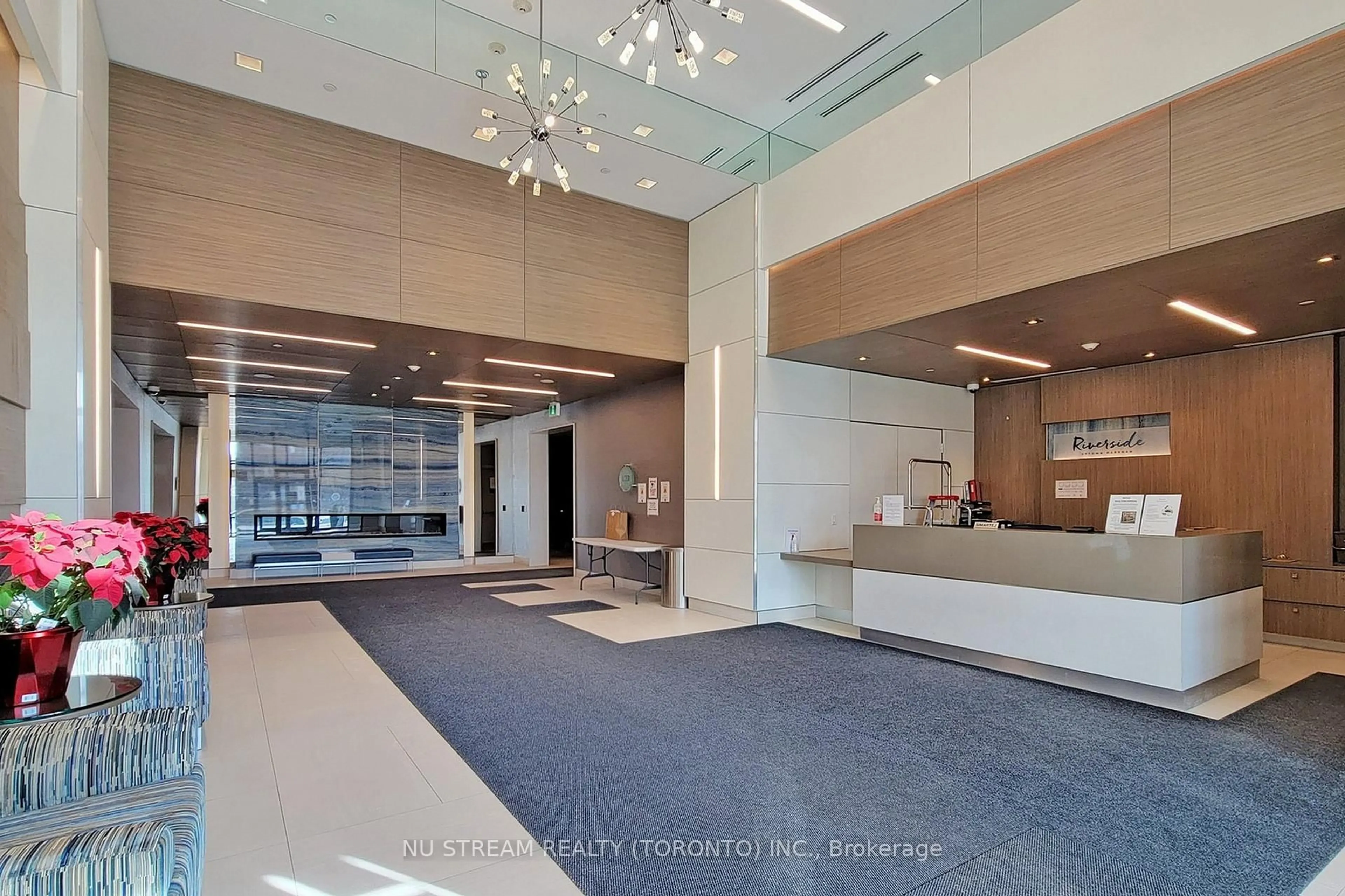 Indoor foyer for 15 Water Walk Dr #1803, Markham Ontario L6G 0G2