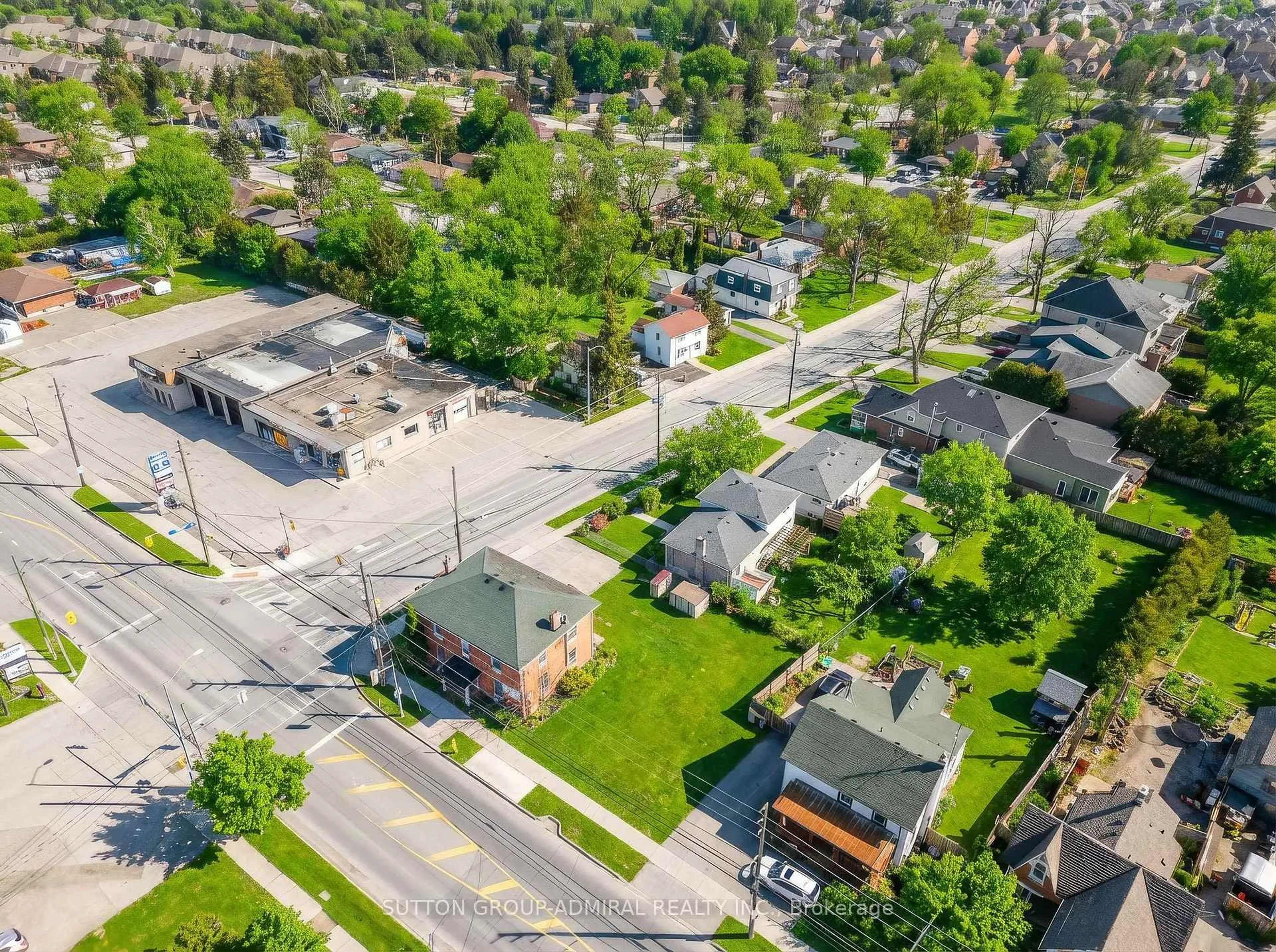 A pic from outside/outdoor area/front of a property/back of a property/a pic from drone, street for 6745 Main St, Whitchurch-Stouffville Ontario L4A 6B5