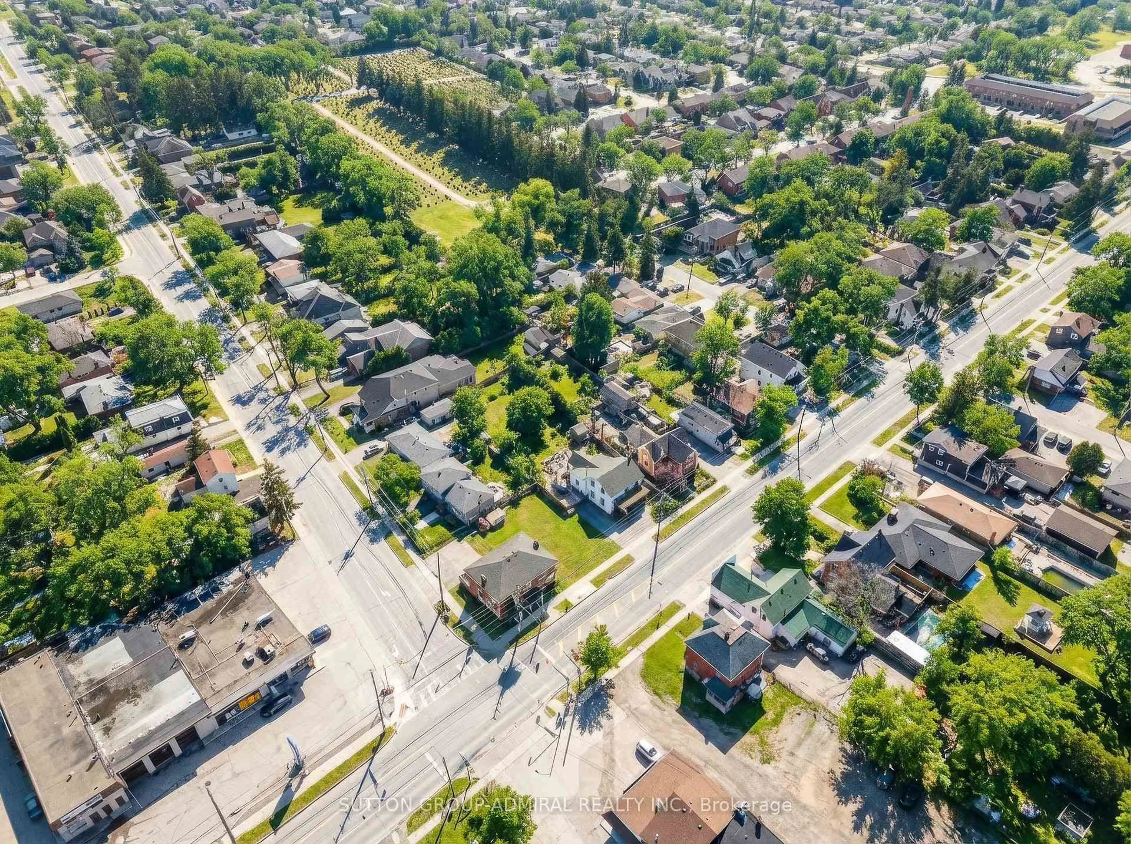 A pic from outside/outdoor area/front of a property/back of a property/a pic from drone, street for 6745 Main St, Whitchurch-Stouffville Ontario L4A 6B5