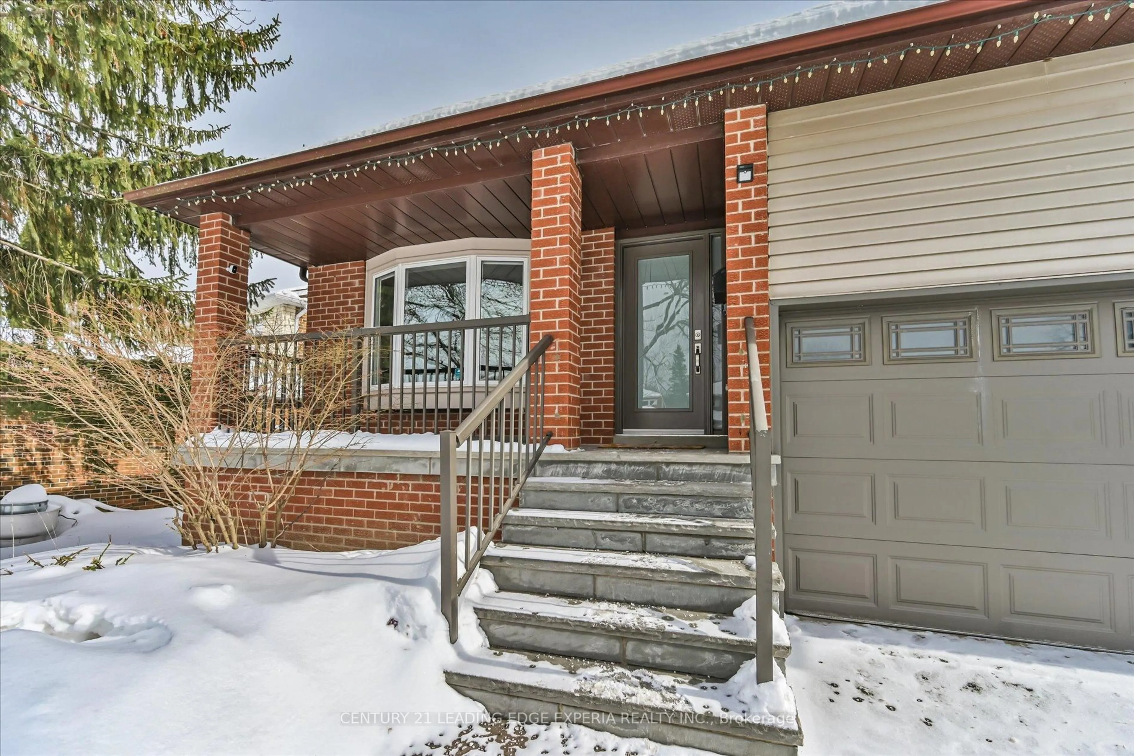 Home with brick exterior material, street for 49 Seaton Dr, Aurora Ontario L4G 3W9