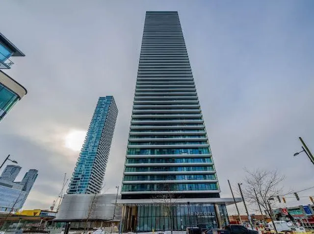 950 Portage Pkwy #5809, Vaughan 2
