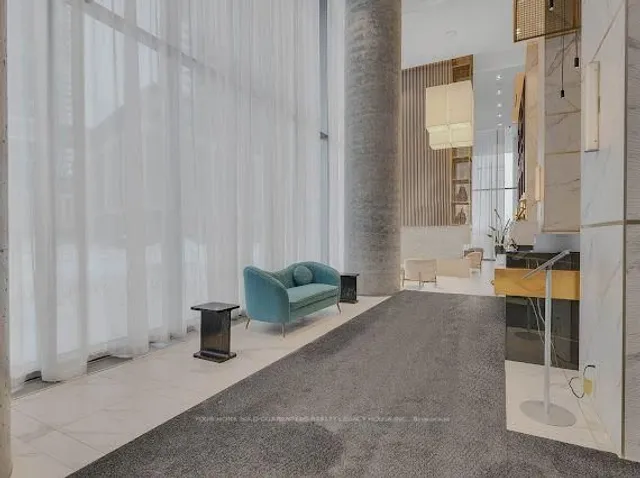950 Portage Pkwy #5809, Vaughan 4