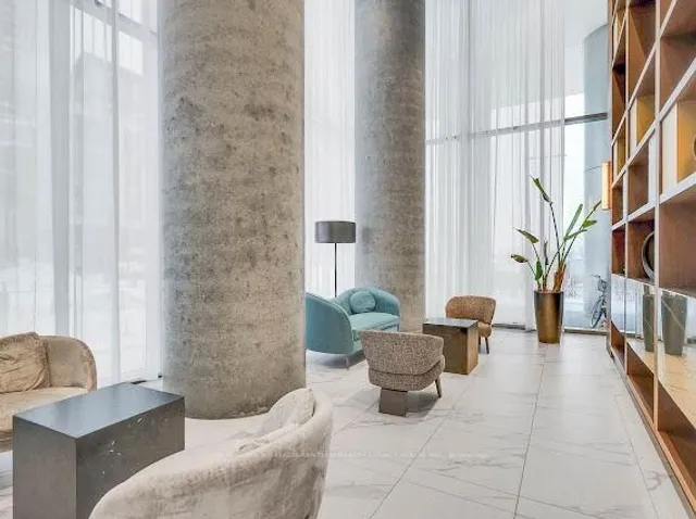 950 Portage Pkwy #5809, Vaughan 5