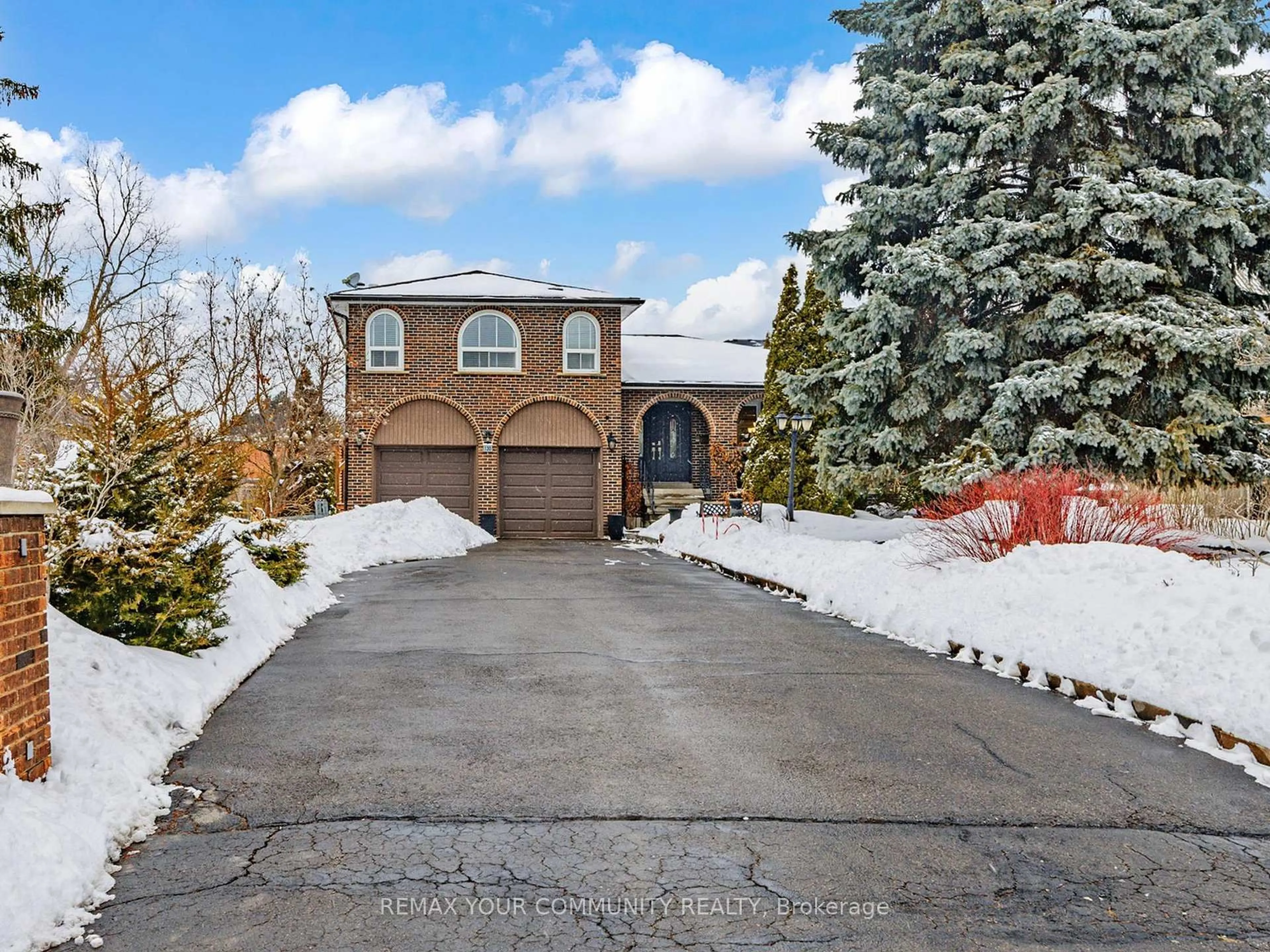 Unknown for 130 Spruce Ave, Richmond Hill Ontario L4C 6W1