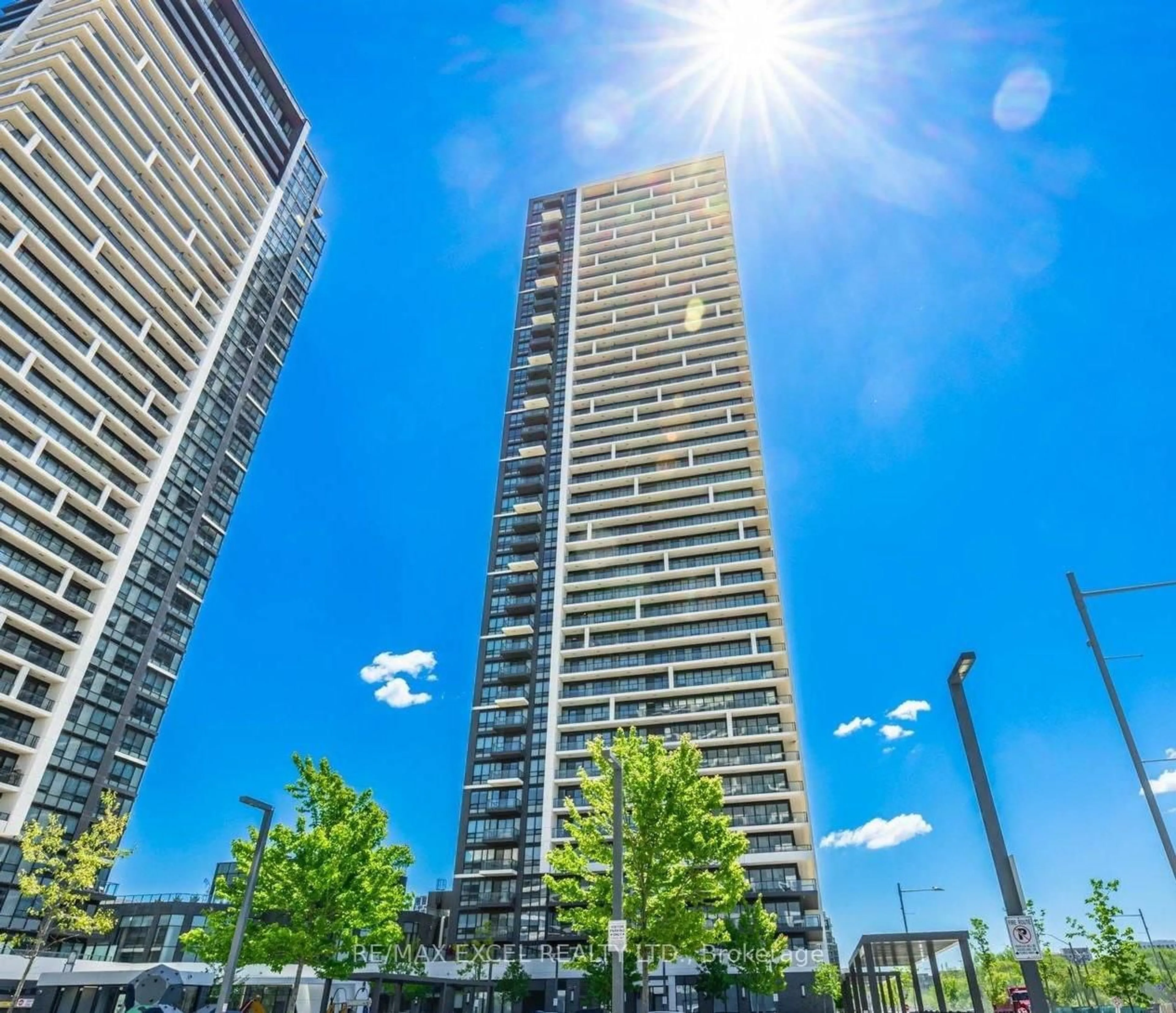 A pic from outside/outdoor area/front of a property/back of a property/a pic from drone, unknown for 8 Water Walk Dr #2005, Markham Ontario L3R 6L4