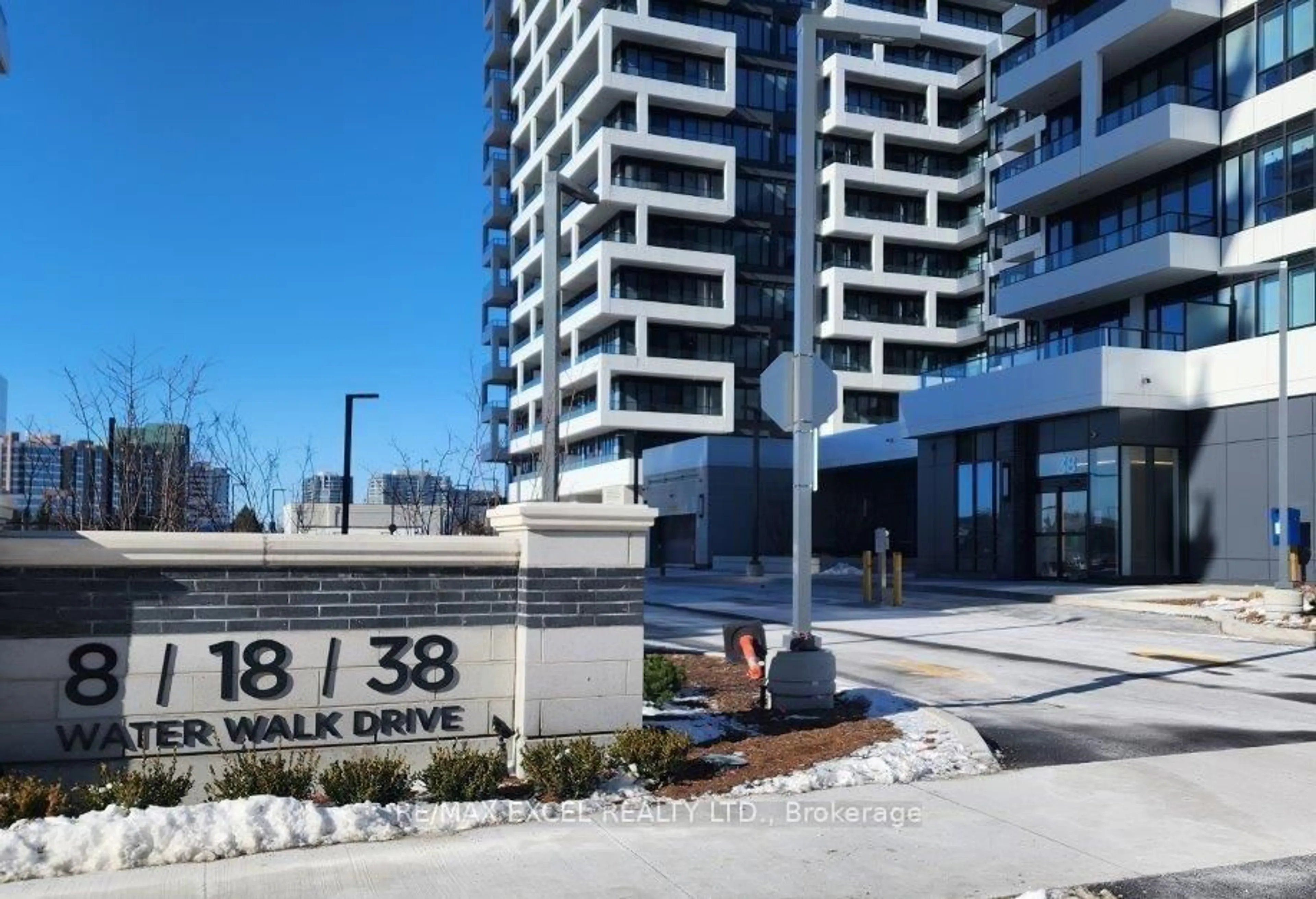 Indoor foyer for 8 Water Walk Dr #2005, Markham Ontario L3R 6L4