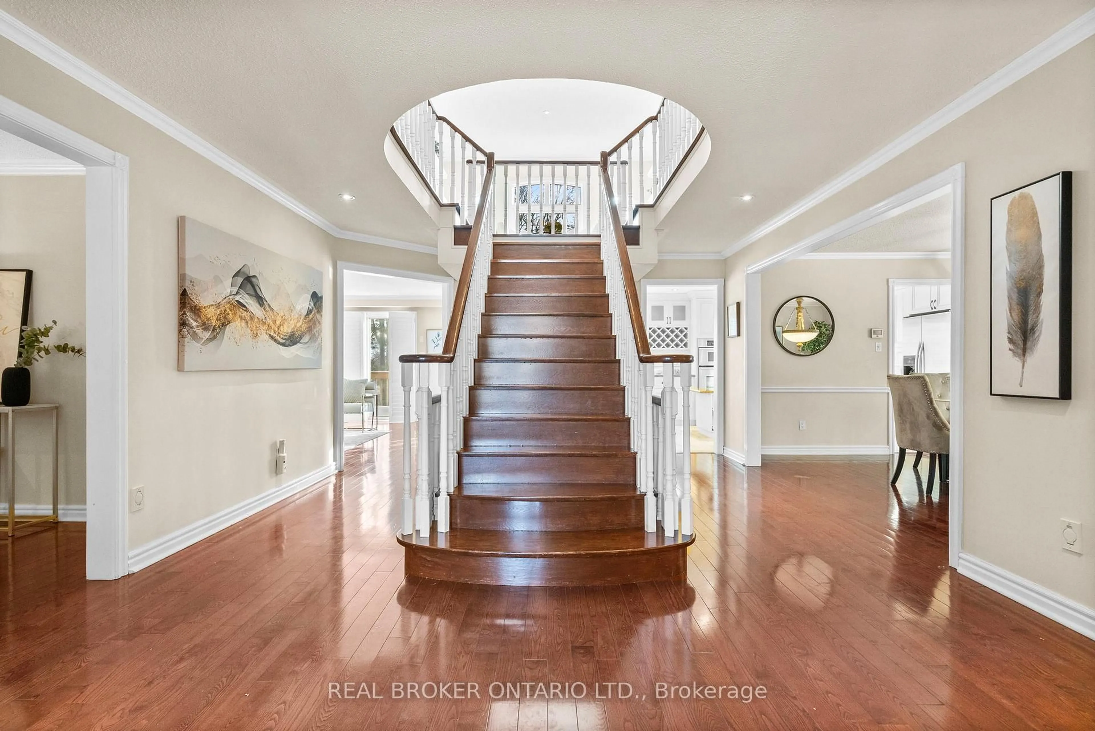 Unknown for 36 Ellingwood Crt, Markham Ontario L3R 8A7