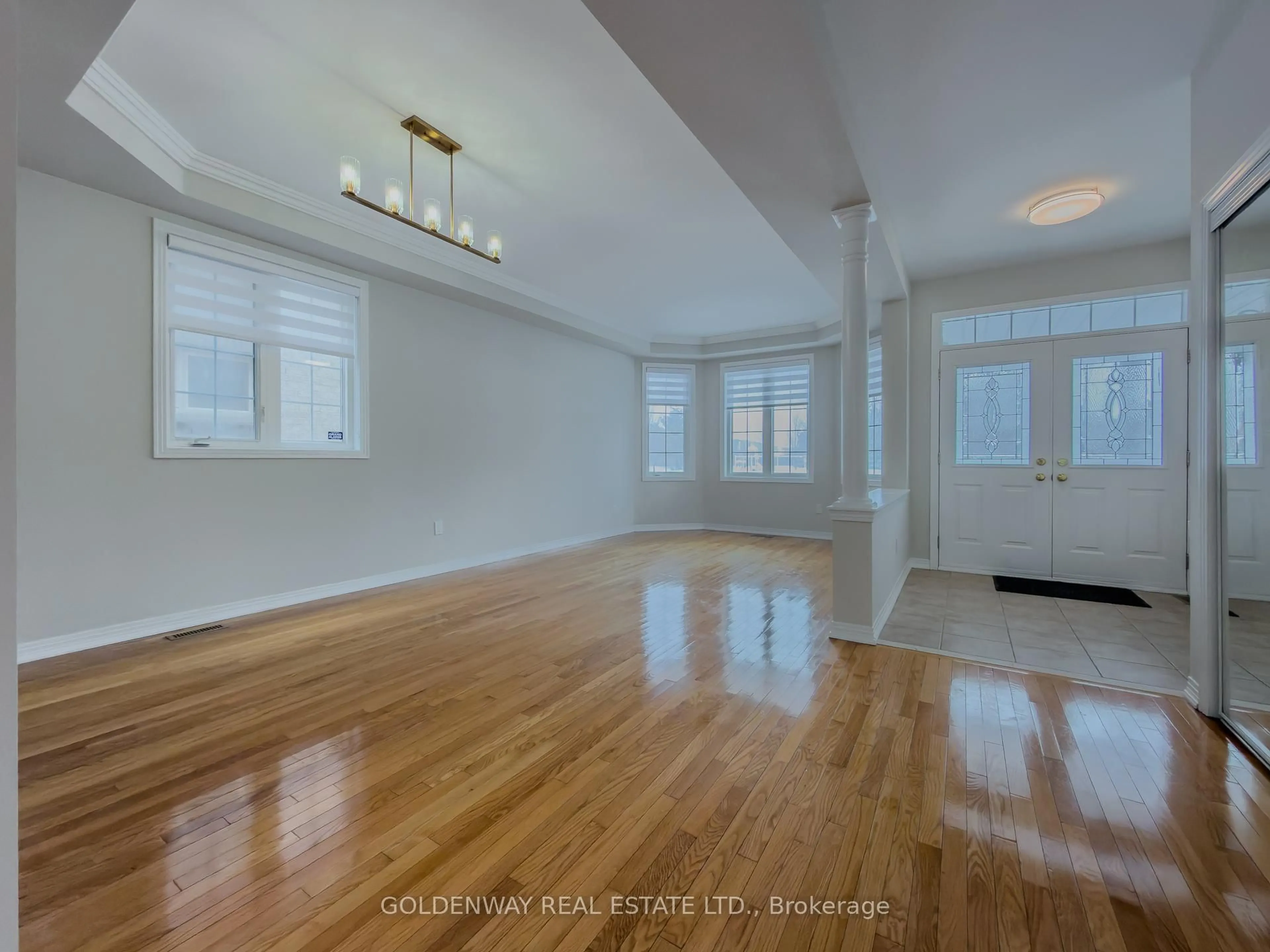 A pic of a room for 33 Nichols Blvd, Markham Ontario L6C 3A6