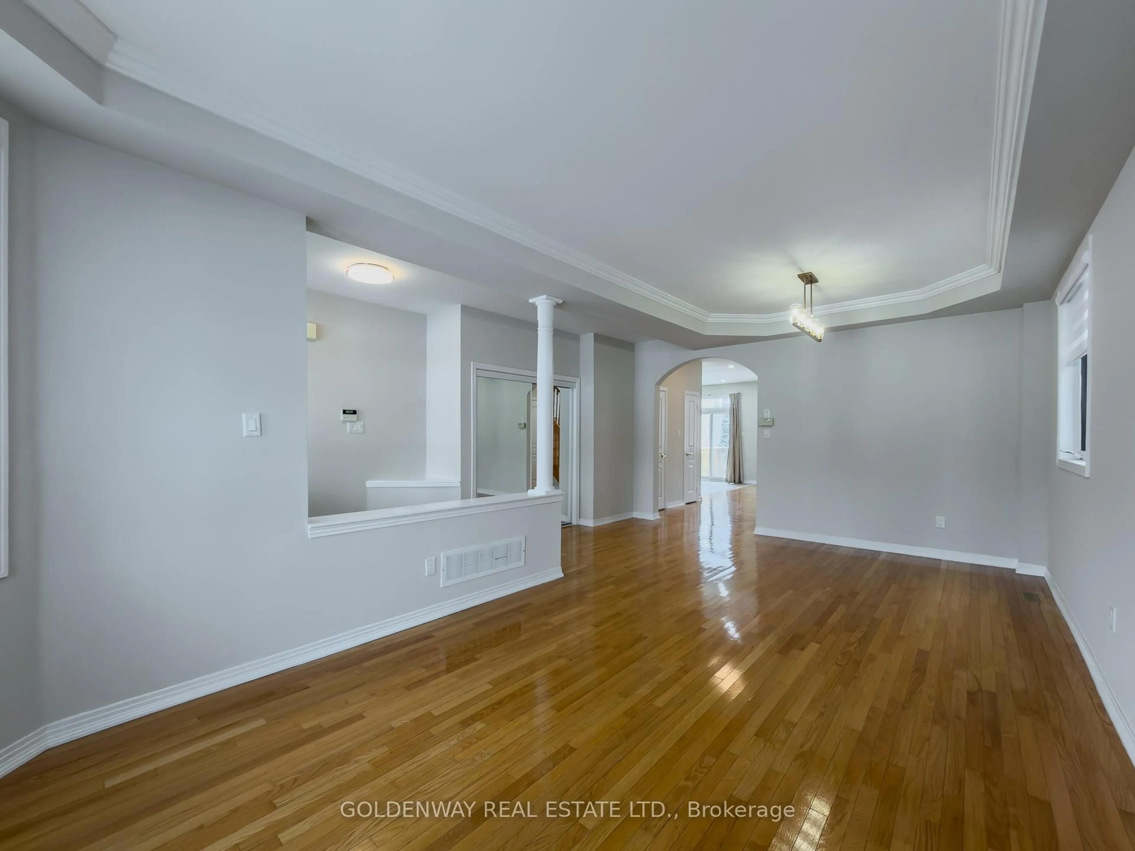 A pic of a room for 33 Nichols Blvd, Markham Ontario L6C 3A6