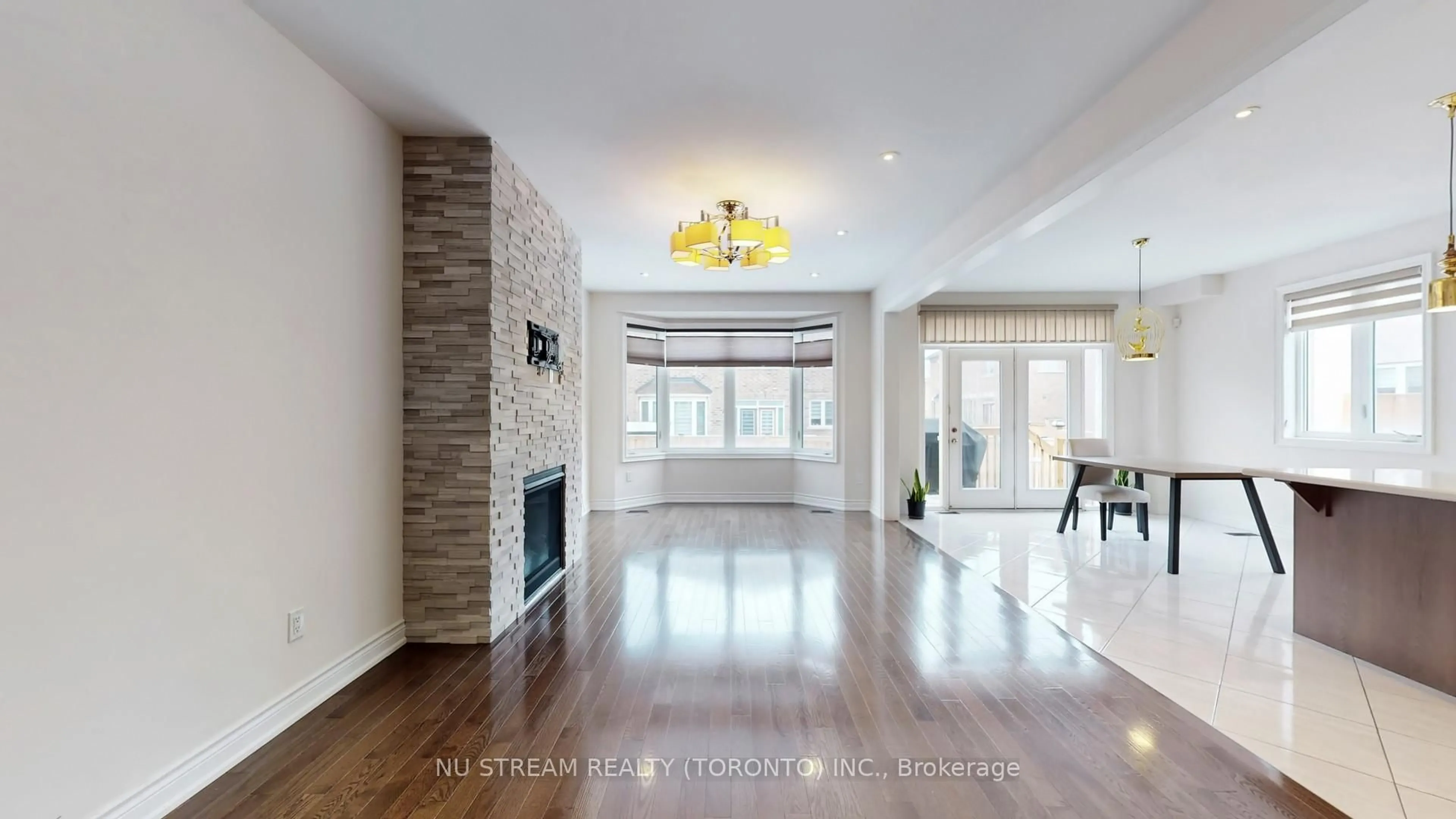 Unknown for 102 Beaconsfield Dr, Vaughan Ontario L4H 4L6