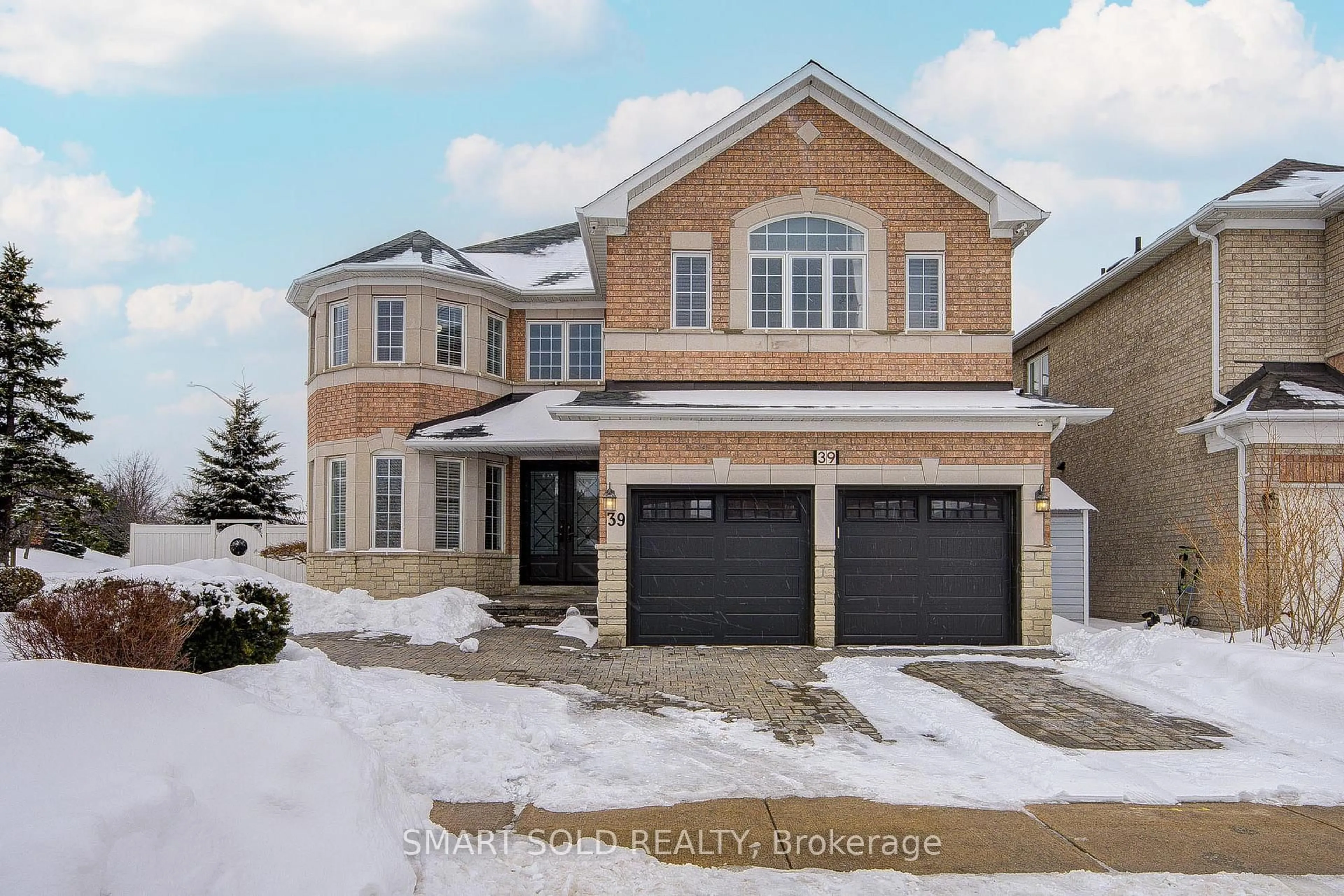Home with brick exterior material, street for 39 Bayfield Dr, Richmond Hill Ontario L4S 2M5