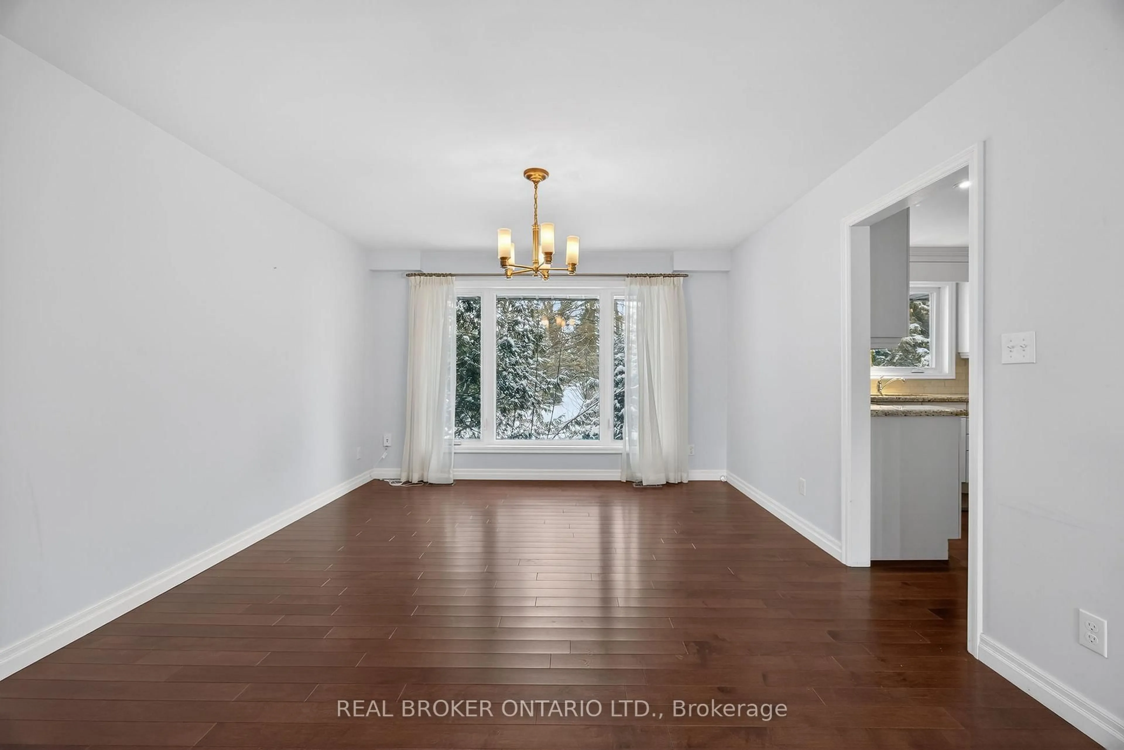 Dining room, unknown for 6 Farr Ave, East Gwillimbury Ontario L0G 1V0