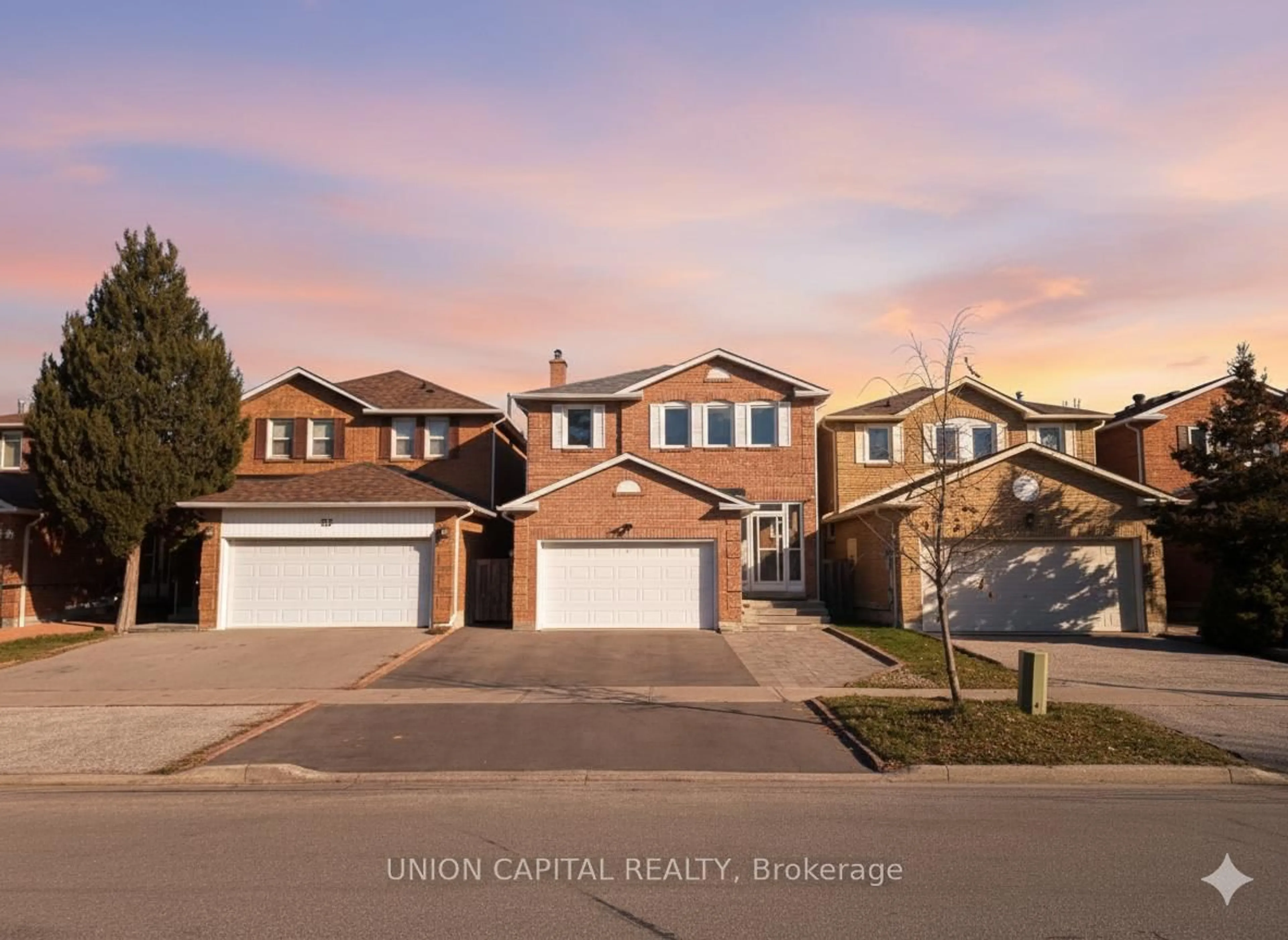 Home with brick exterior material, street for 29 Thurman Rd, Vaughan Ontario L4J 6S3