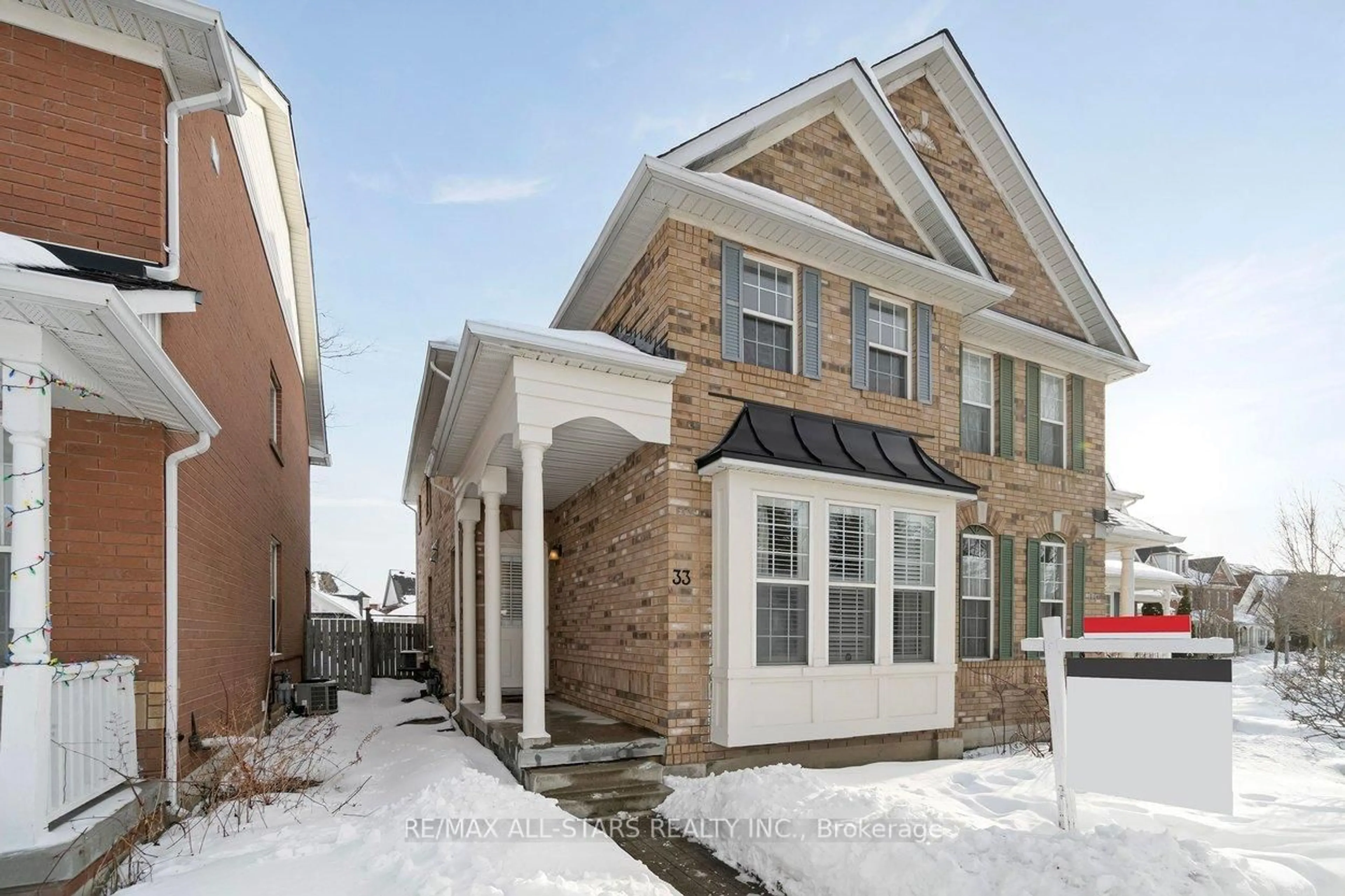 Home with brick exterior material, street for 33 Christian Reesor Park Ave, Markham Ontario L6B 1B6